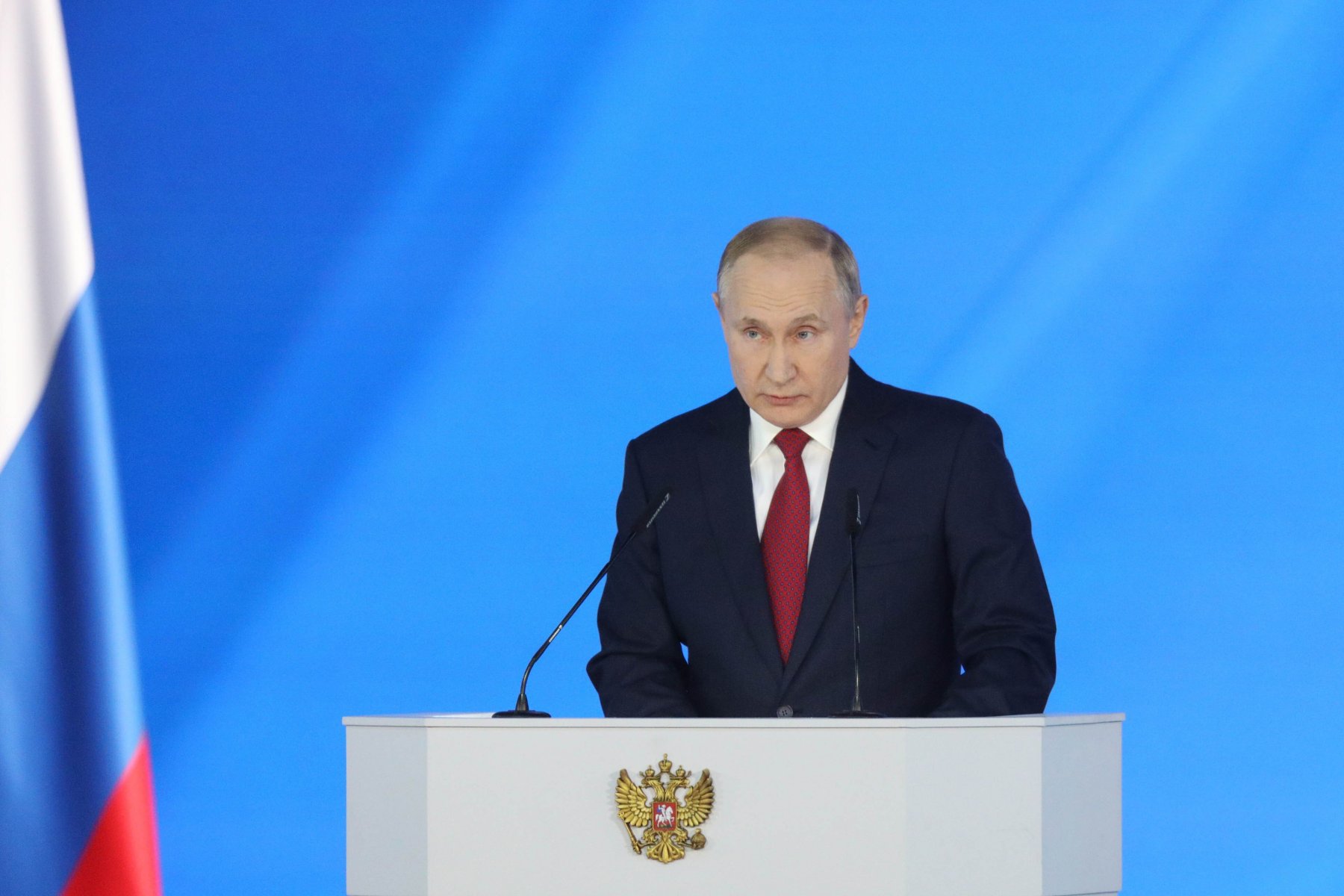 Владимир Путин обратился к россиянам в «Лужниках». Главное