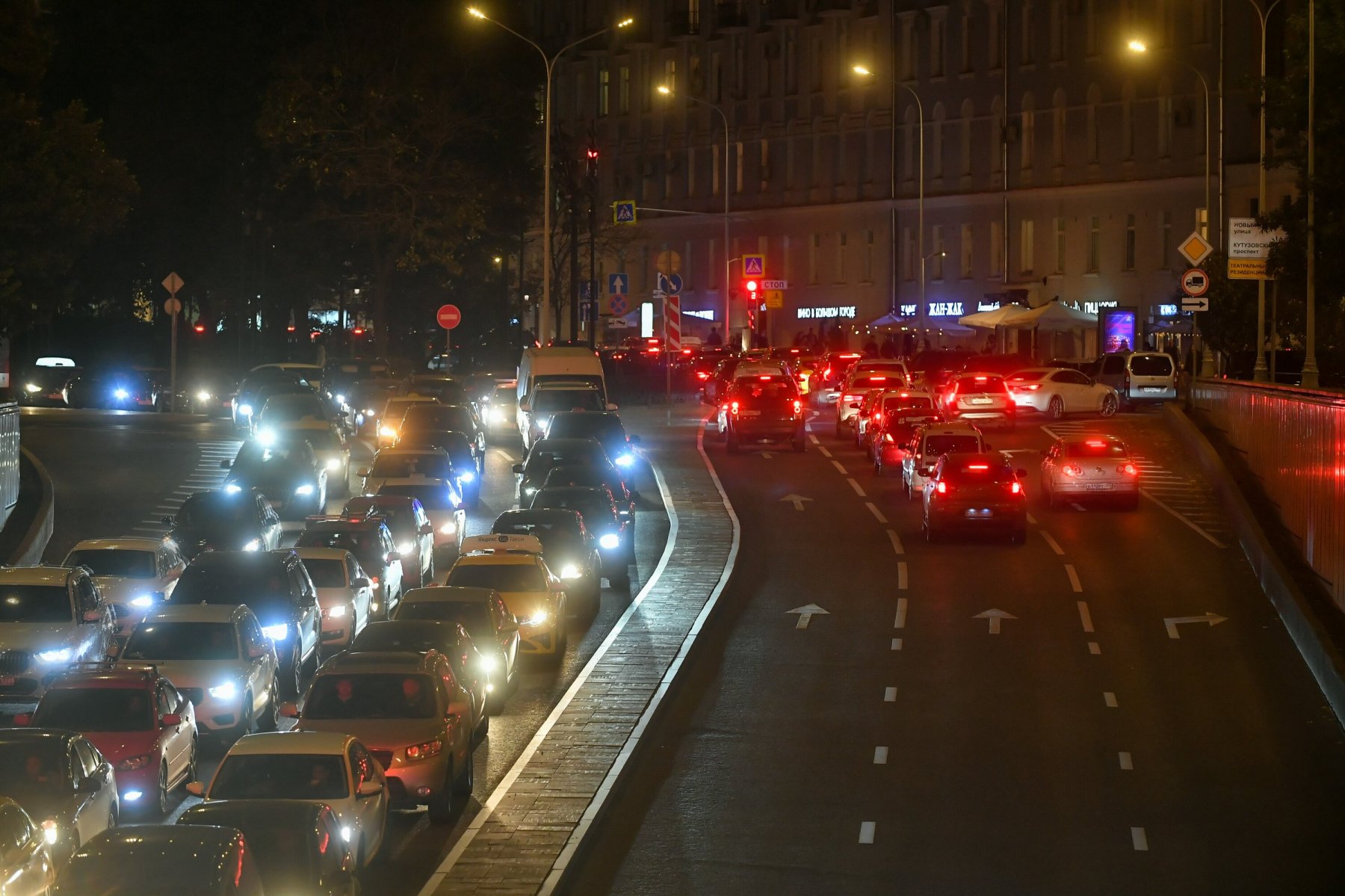В четверг вечером на дорогах Москвы ожидаются пробки