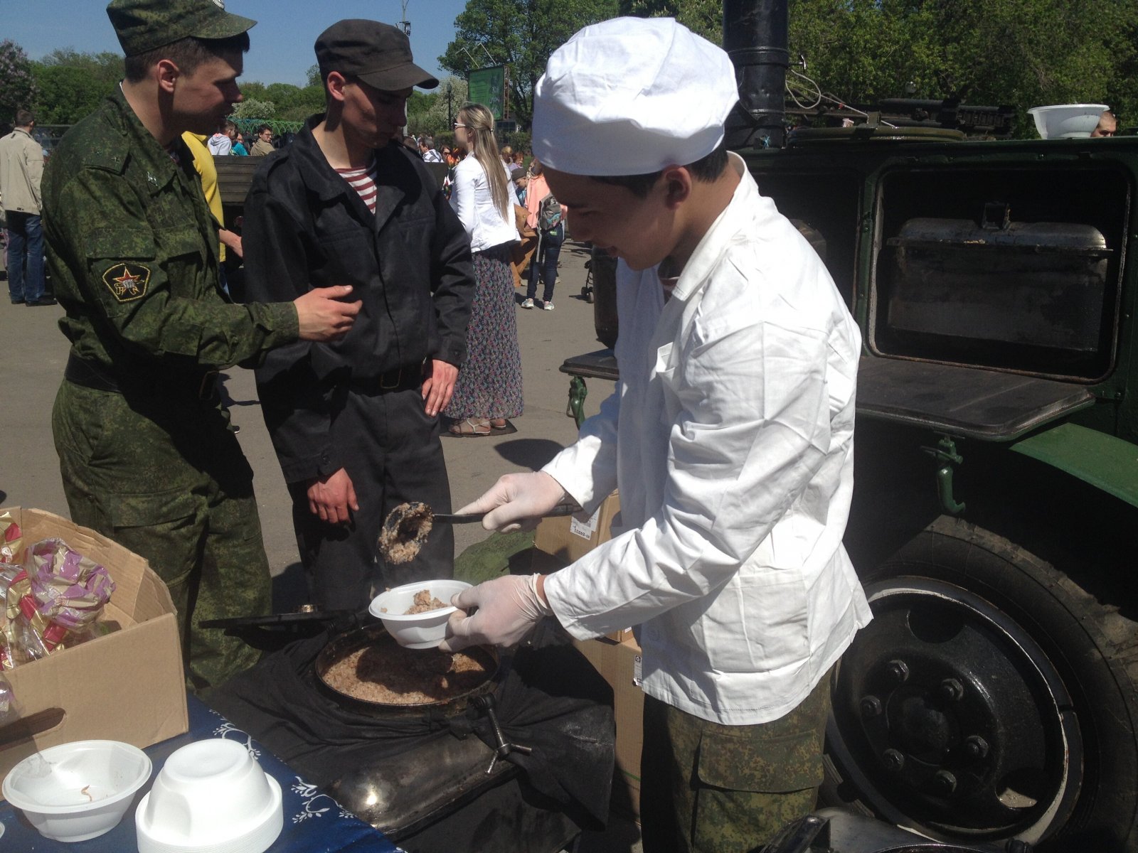 В честь Дня Победы в Подмосковье разместят более 90 точек полевой кухни