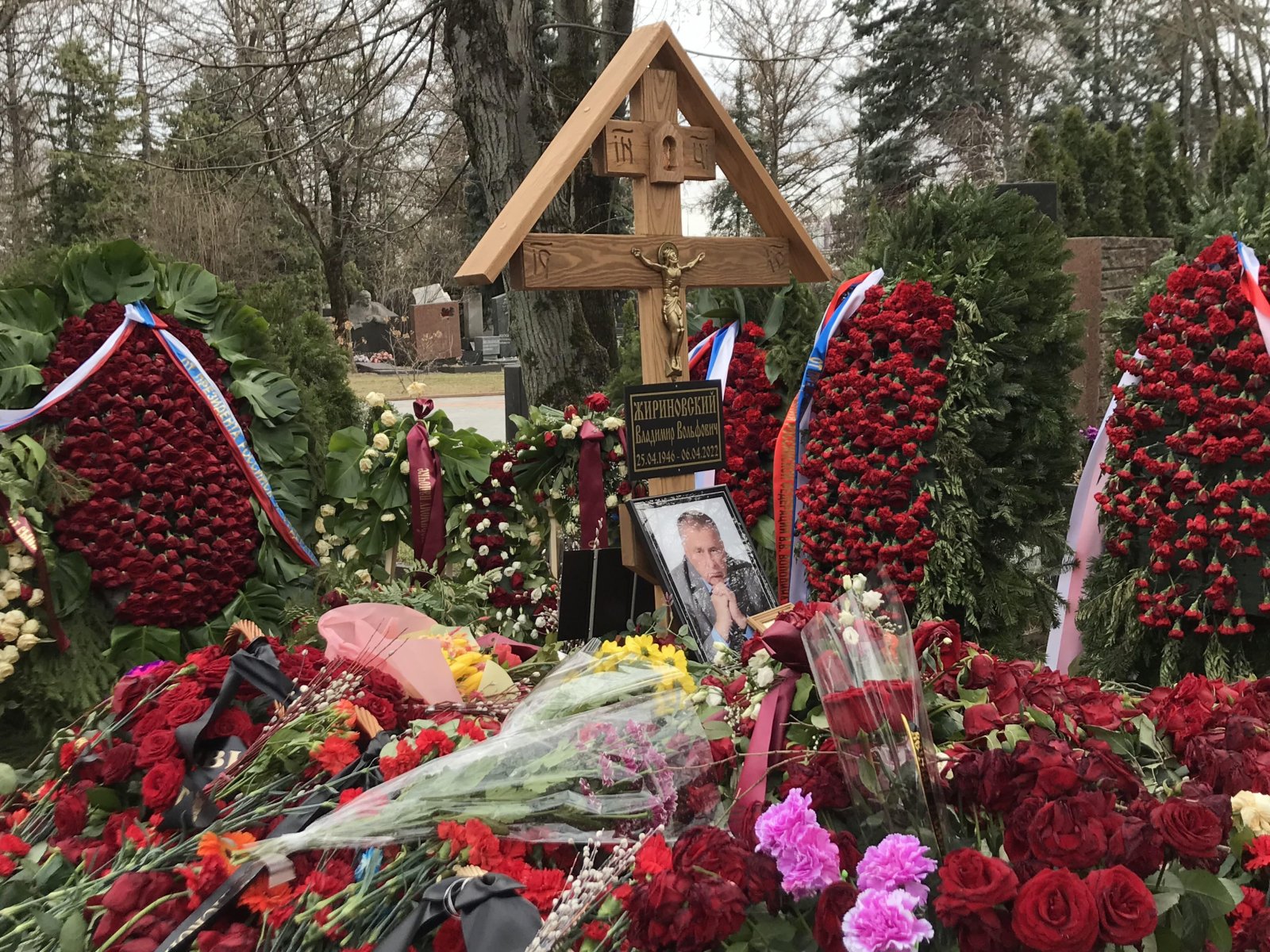 В Москве прошли поминки на 40-й день после смерти Владимира Жириновского 