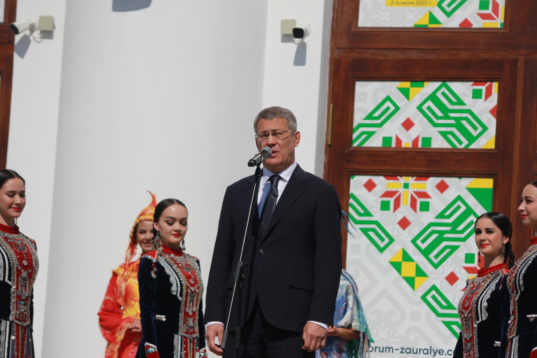 Глава Башкортостана Радий Хабиров открыл IV Всероссийский инвестиционный сабантуй «Зауралье-2022»