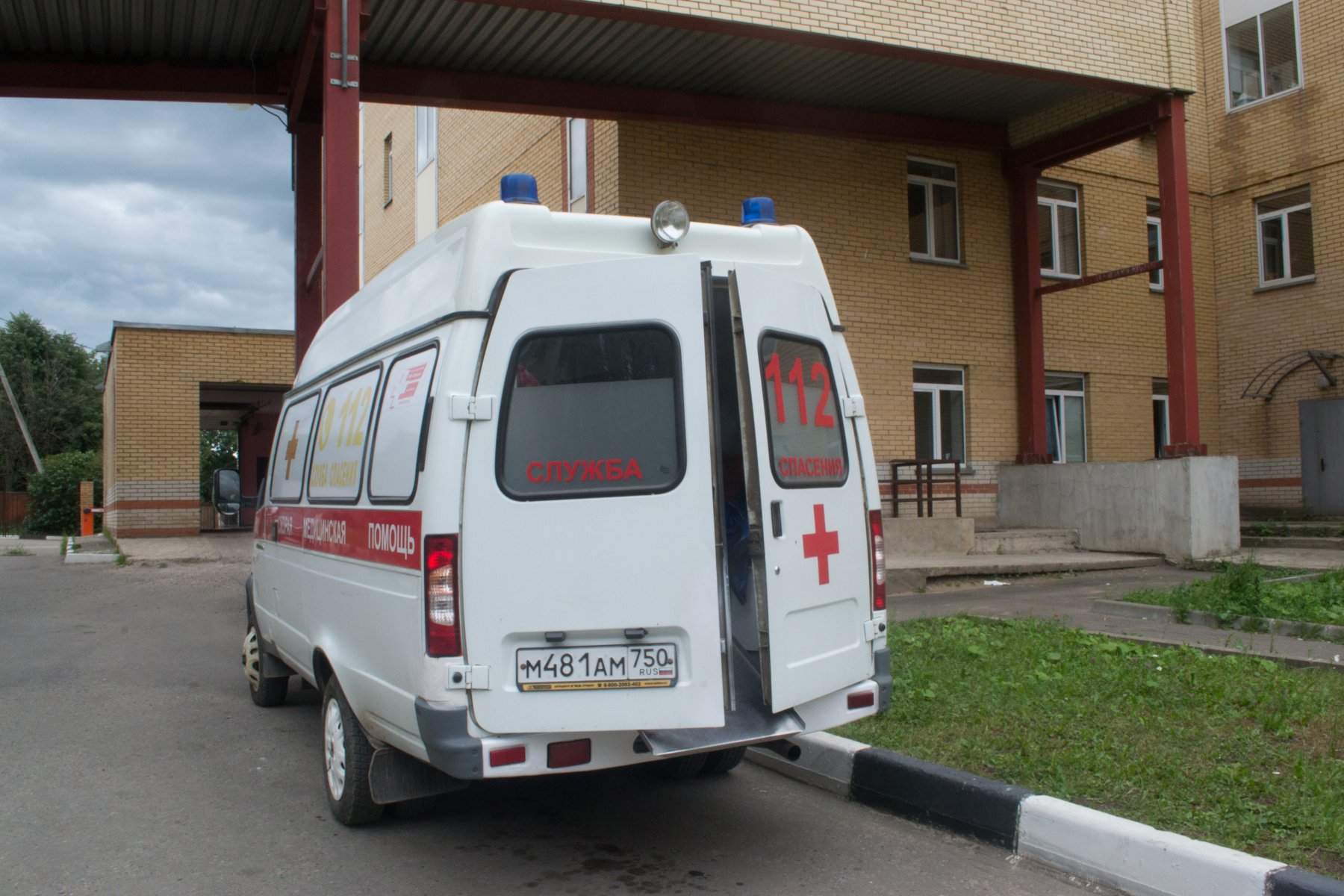 В Подольске шестилетняя девочка выпала из окна 11 этажа 