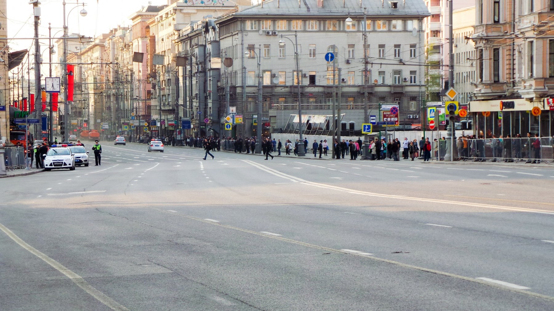 В центре Москвы из-за выпускных 25 и 26 июня перекроют движение