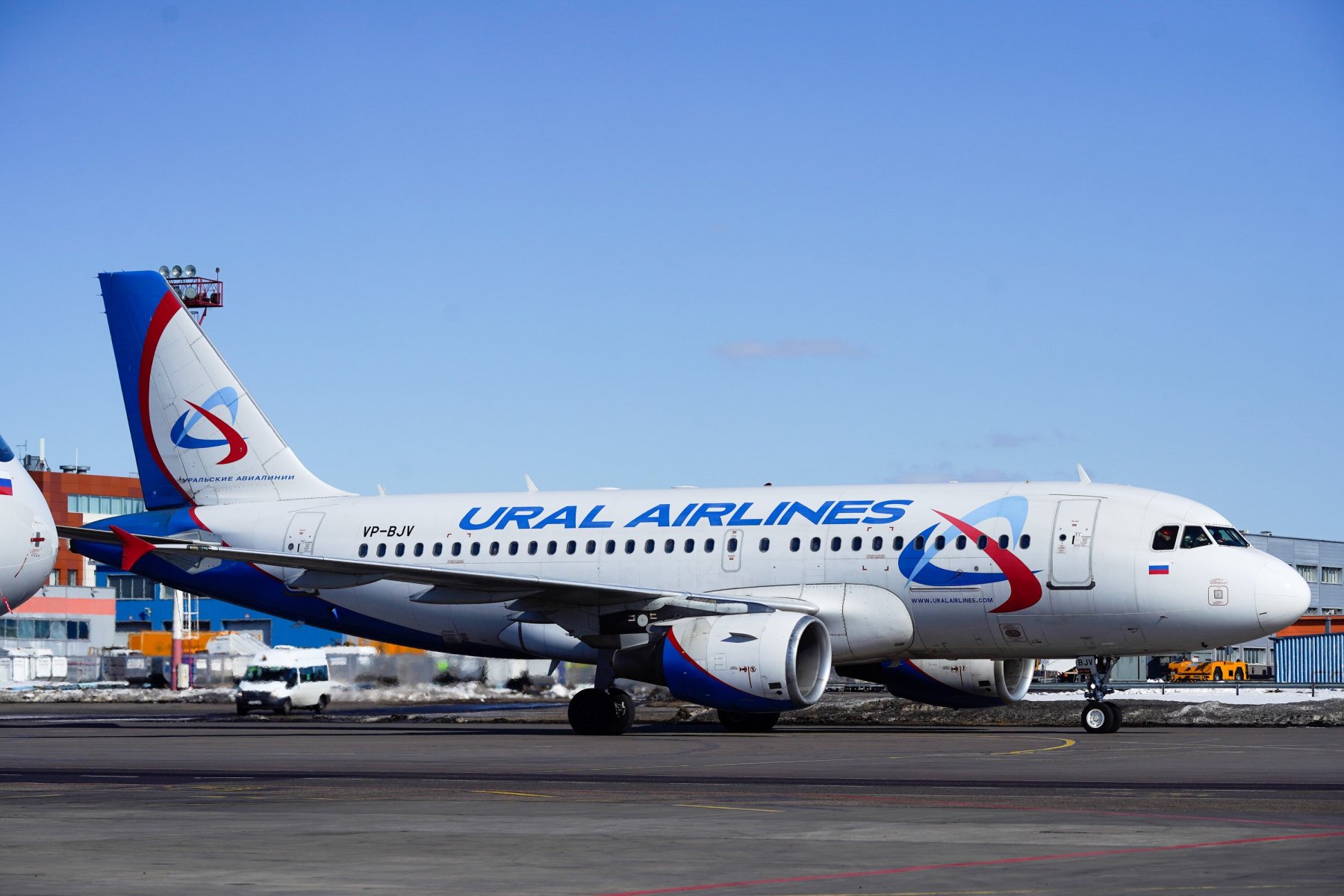 Пассажиры «Уральских авиалиний» не могли зарегистрироваться на рейсы в Домодедово