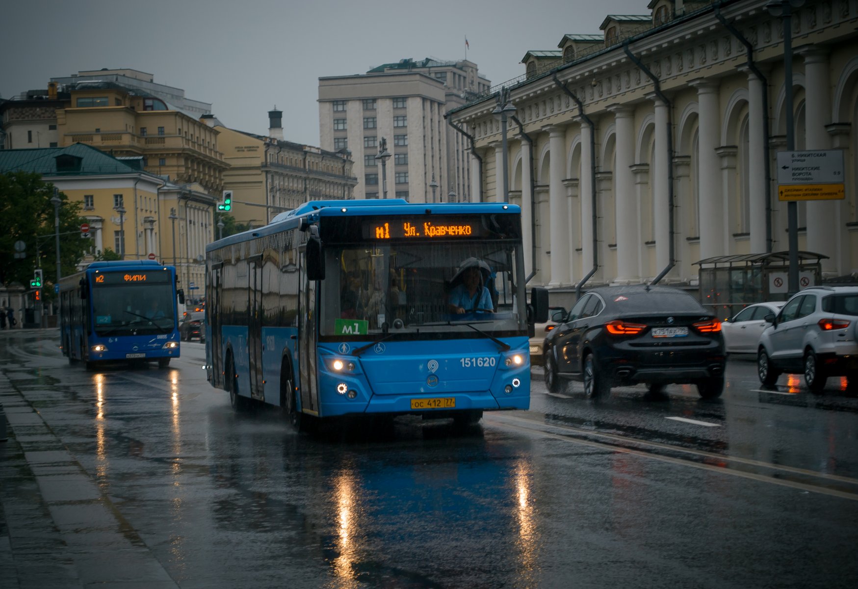 Автобусам Подмосковья разрешили быть синими, а не только белыми