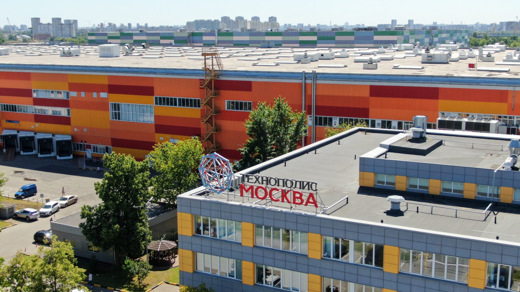 С начала года резиденты технополиса «Москва» создали свыше 400 новых рабочих мест