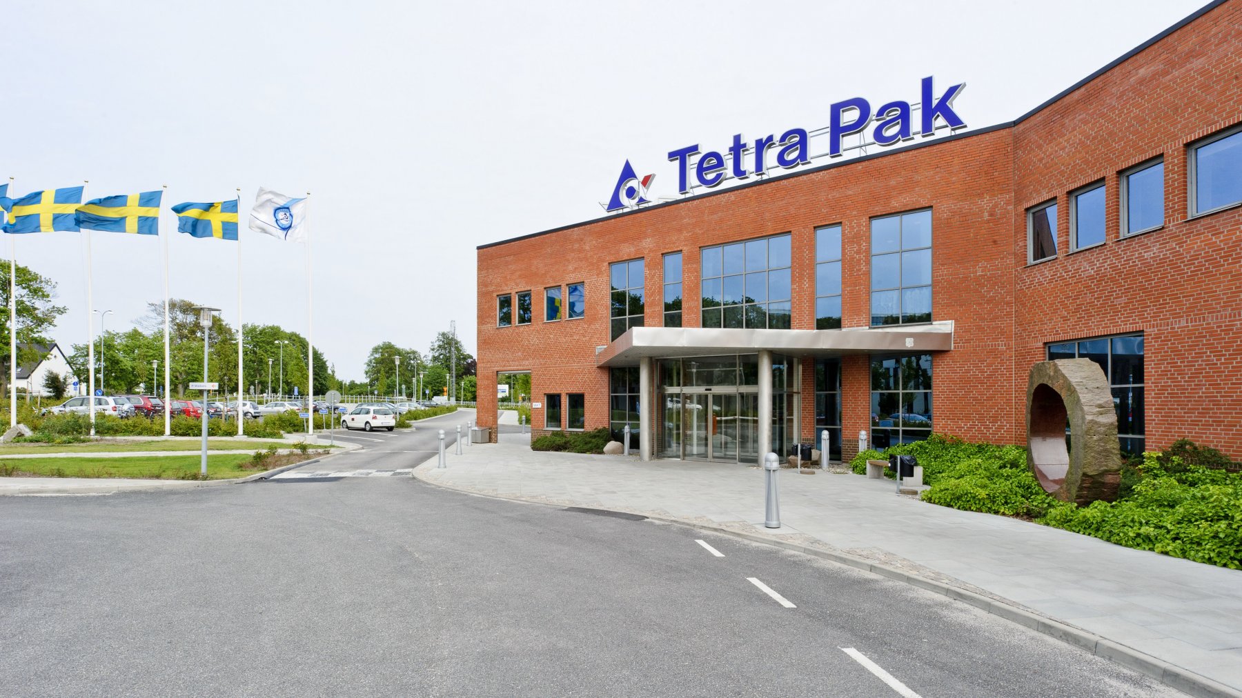 Компания Tetra Pak заявила о передаче подразделения в России местному руководству