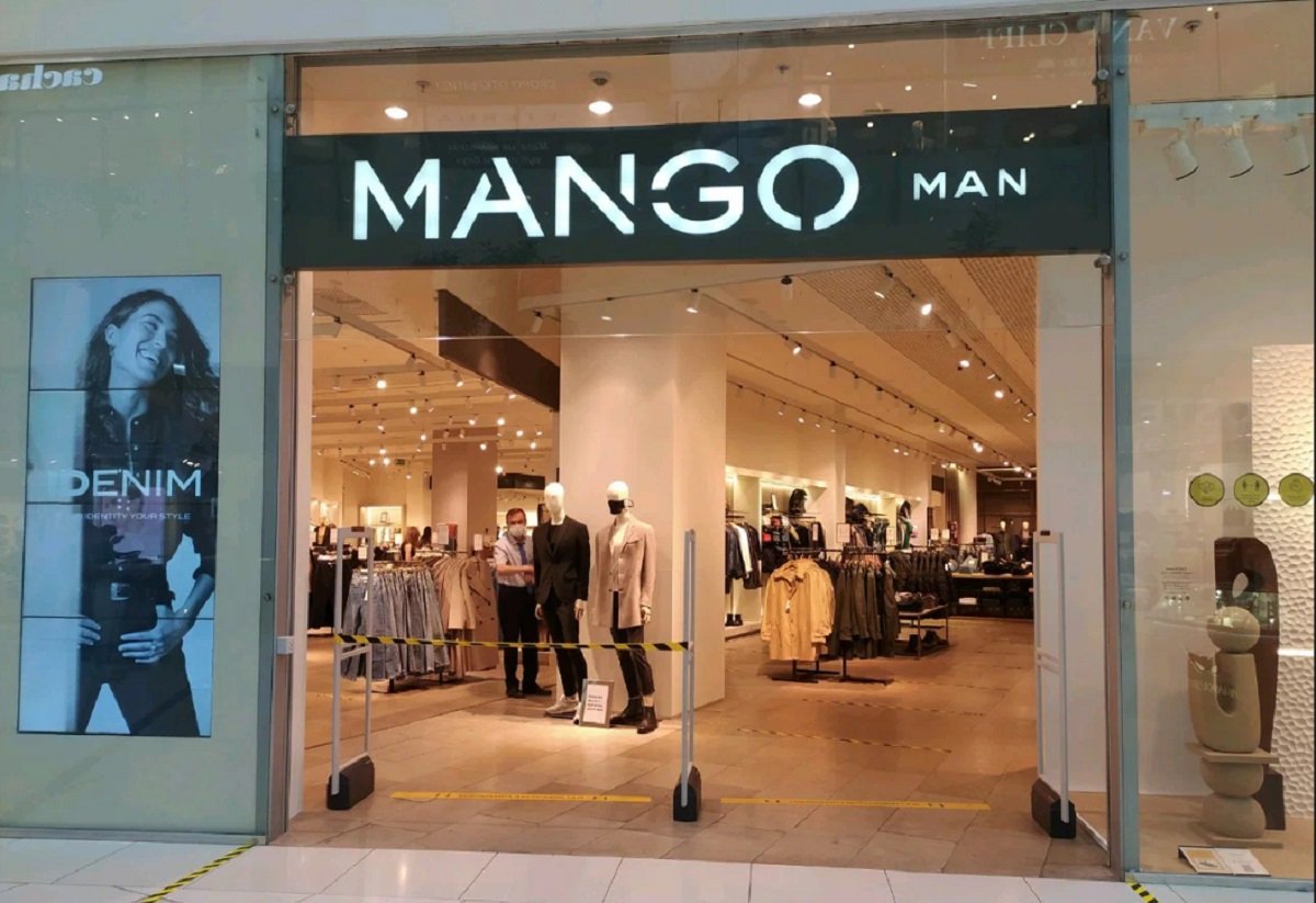 В московском ТЦ «Атриум» открылся магазин MANGO