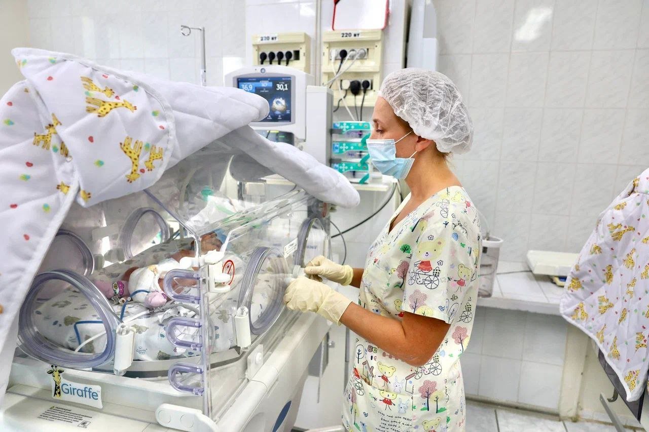 Фонд «Линия жизни» передал Детской больнице №1 высокотехнологичное медоборудование для новорожденных