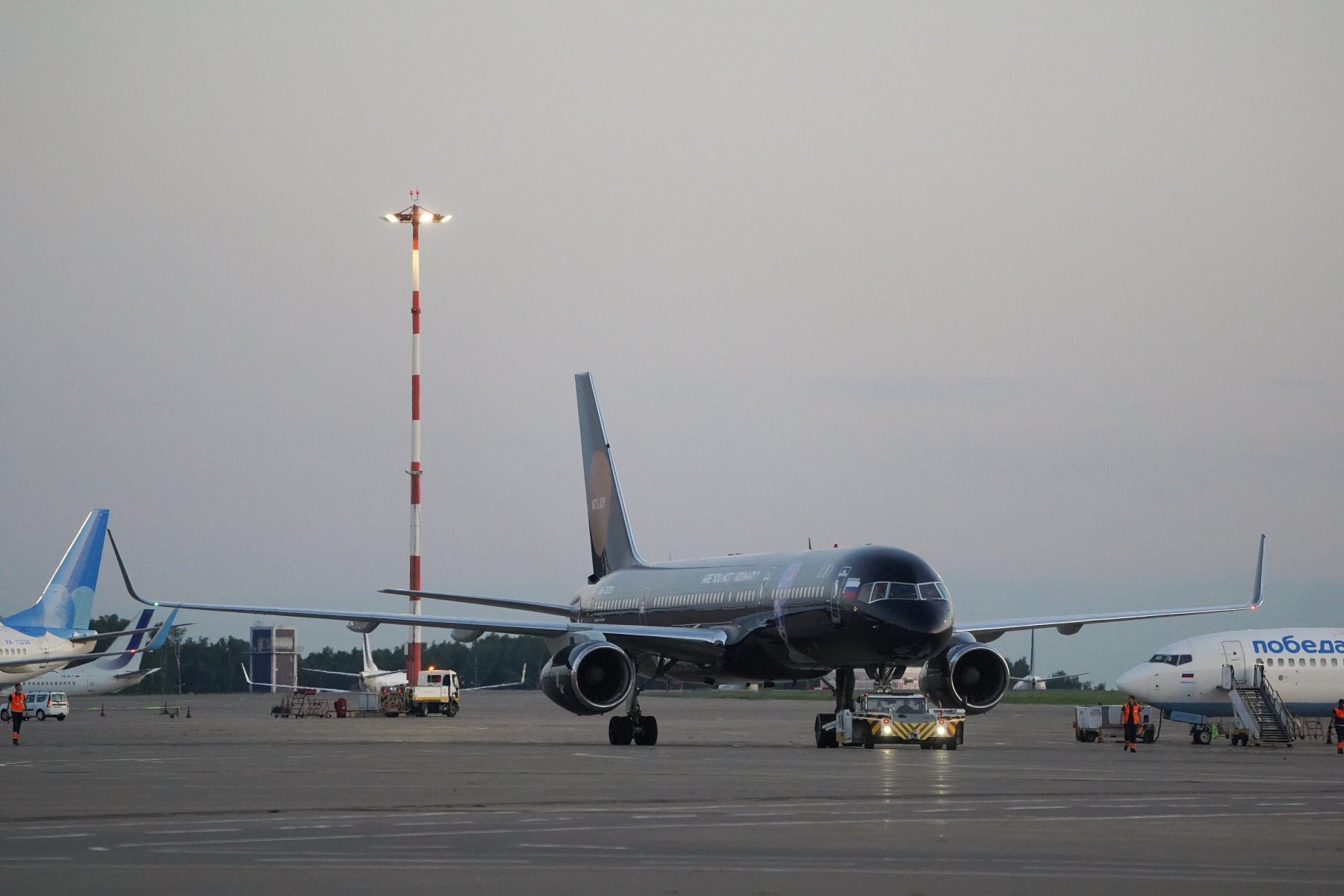 Режим ограничения полетов продлен для 11 российских аэропортов до 23 августа