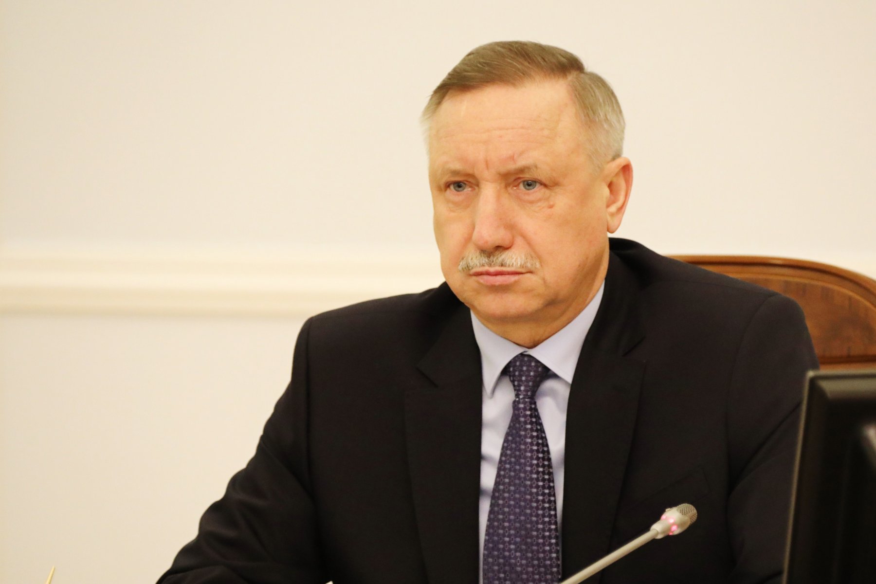 Беглов занял последнее место в рейтинге российских губернаторов от PRAVDASERM
