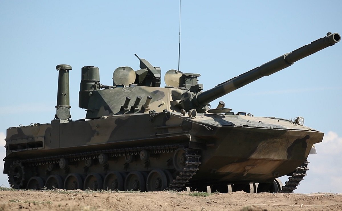 На форуме «Армия-2022» зрители увидели новый легкий танк «Спрут»
