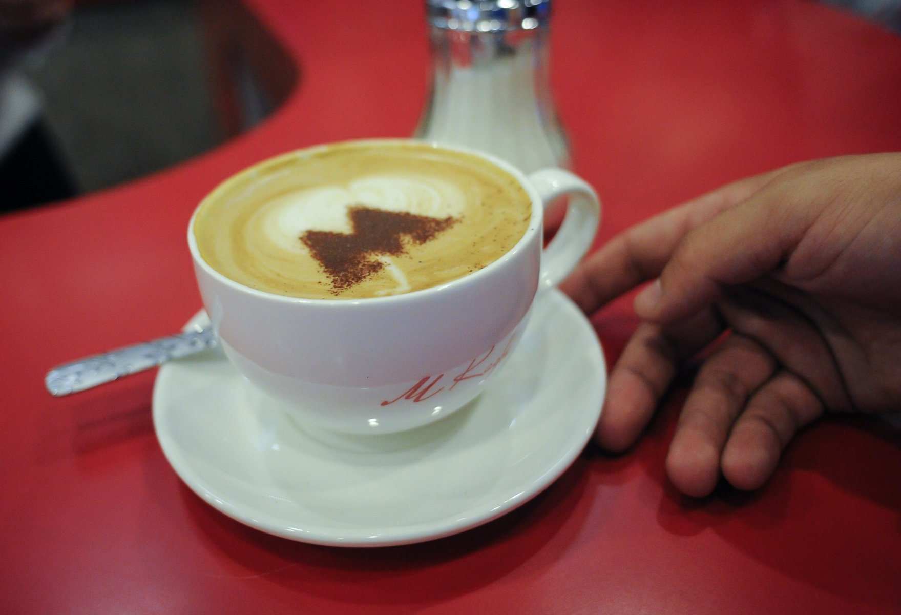 Психолог советует кофеманам «со стажем» заменить кофе другими полезными напитками 