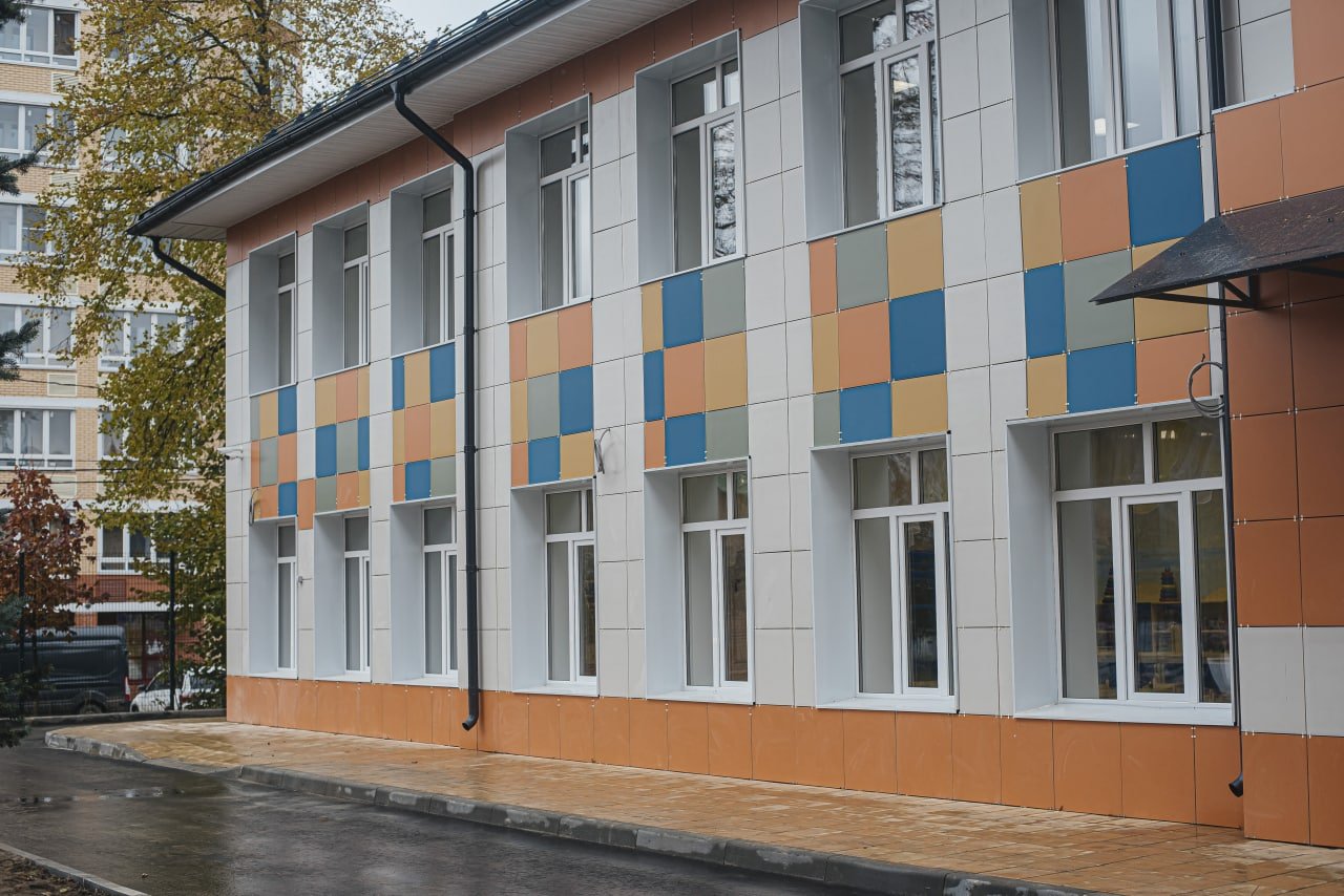 В подмосковной Ивантеевке после ремонта открылся детский сад