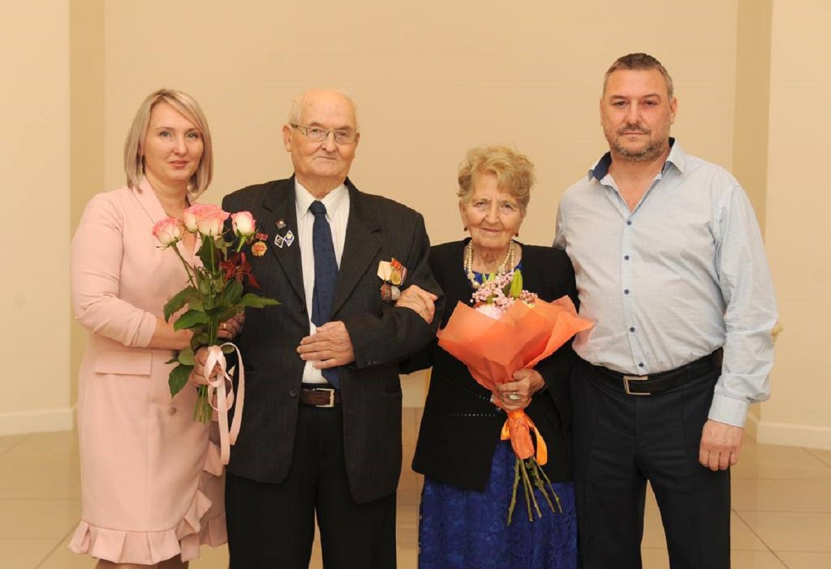 Супружеская пара из Клина отметила 60-летие семейной жизни 