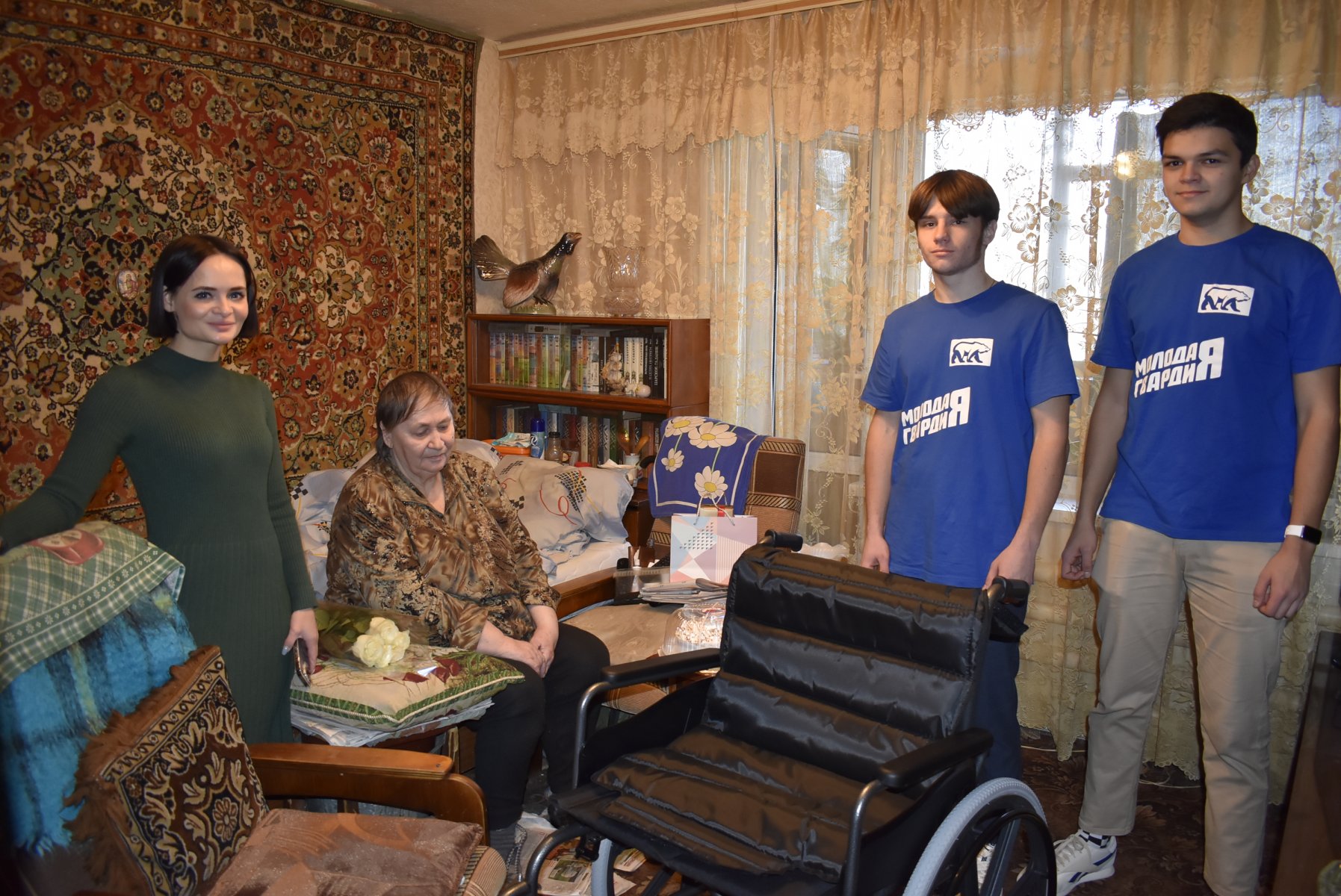 Депутат Госдумы Александр Толмачёв оказал помощь жительнице Лосино-Петровского