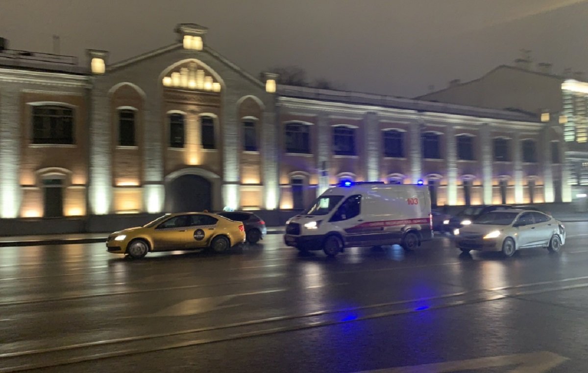 Скончался малыш, которого вместе с матерью сбила иномарка на улице Свободы в Москве