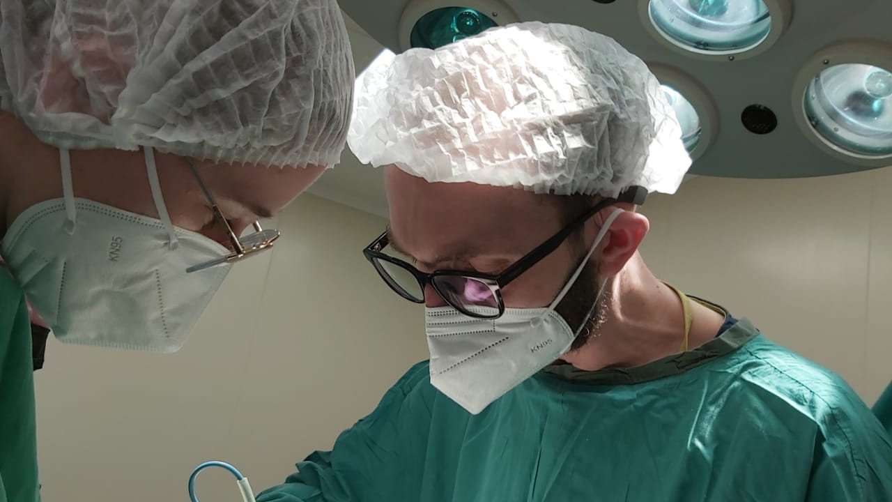 Химкинские врачи провели уникальную операцию, пересадив ткань с щеки в мочеиспускательный канал
