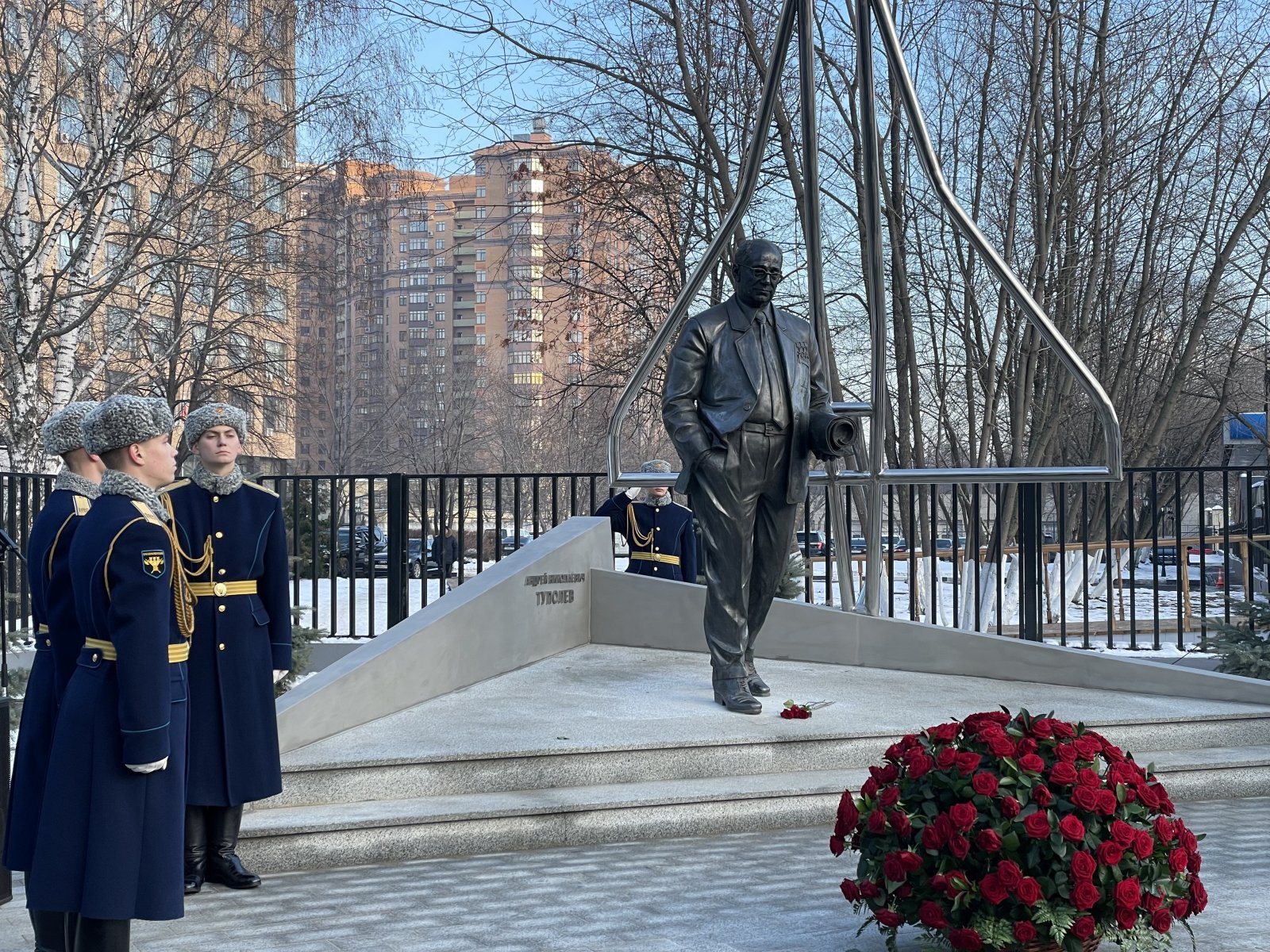 Памятник Туполеву установили в Москве к 100-летию основанного им конструкторского бюро
