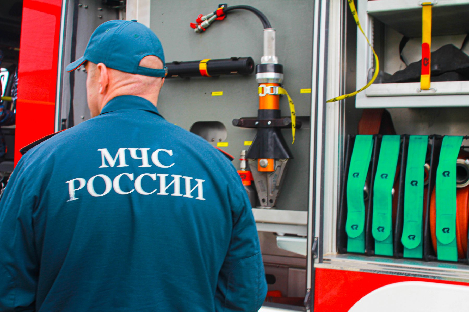 Трое жителей Домодедово пострадали из-за хлопка во время надувания матраса 