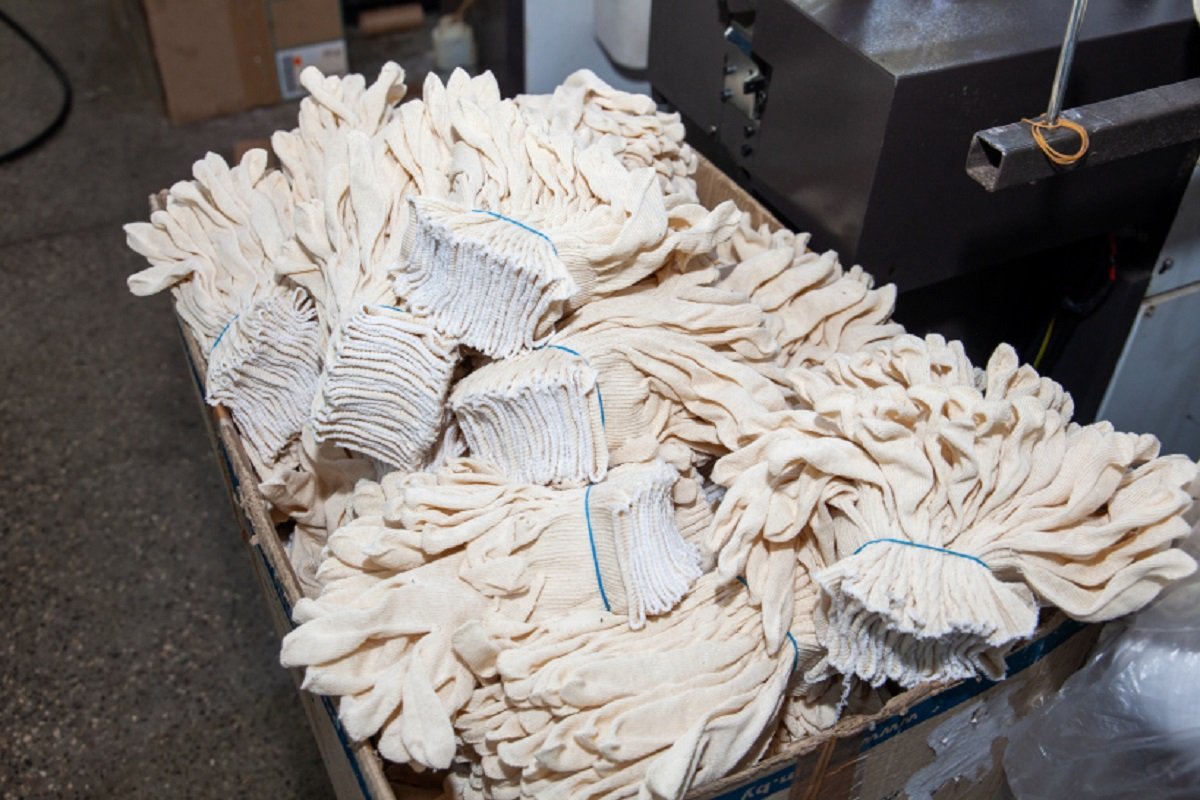 В Подмосковье расширят производство перчаток к 2024 году