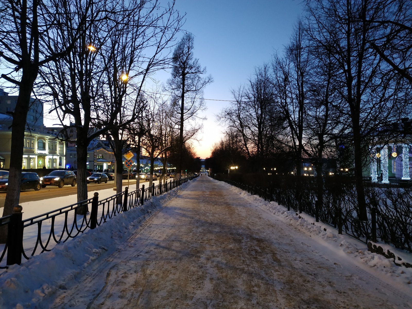 Метеоролог прогнозирует идеальное соответствие климатической норме сезона новогодней ночи в Москве