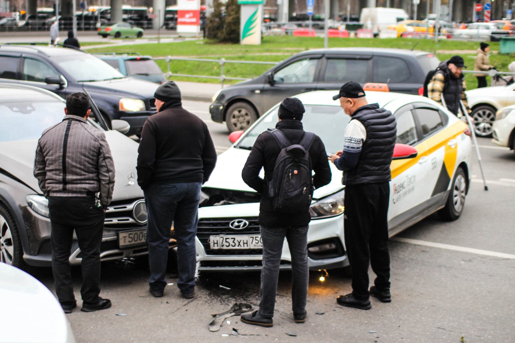 В Москве случилось ДТП с участием семи автомобилей 