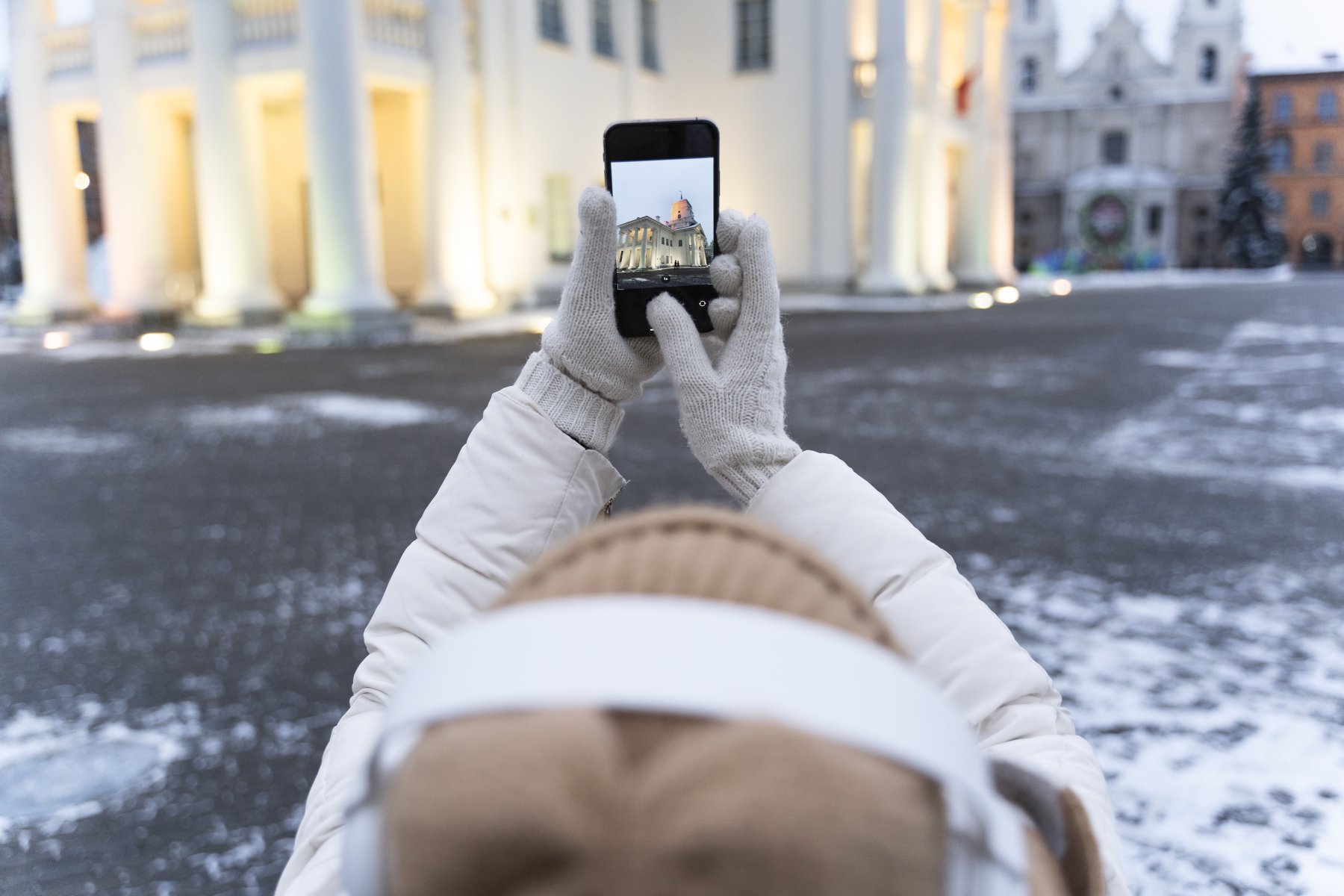 Россиянам посоветовали отказаться от смартфонов на морозе