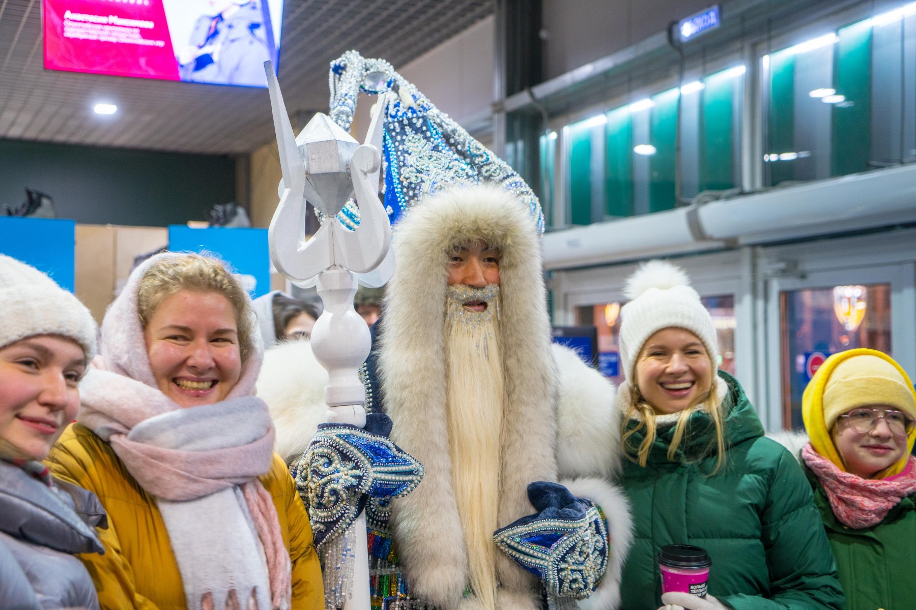 В столице побывали Деды Морозы из 14 регионов России