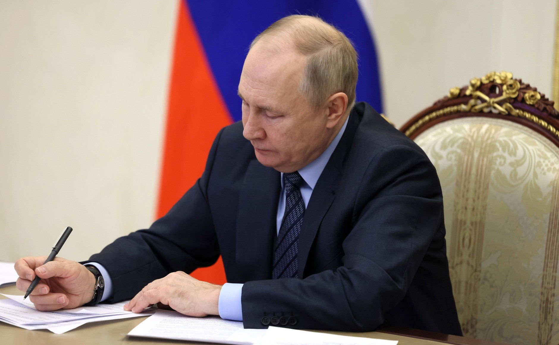 Путин внес в Думу проект о денонсации конвенции об уголовной ответственности за коррупцию 