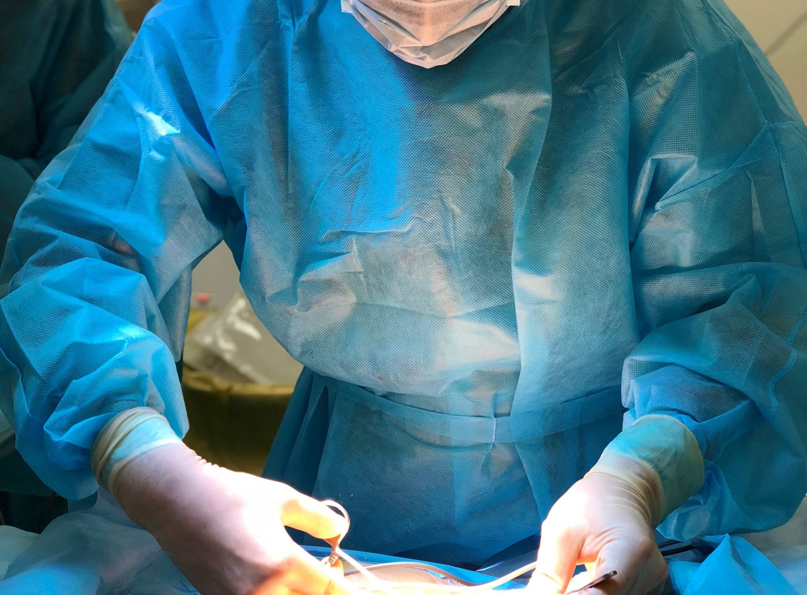 Врачи Долгопрудненской больницы удалили 20-сантиметровый тромб пожилой пациентке