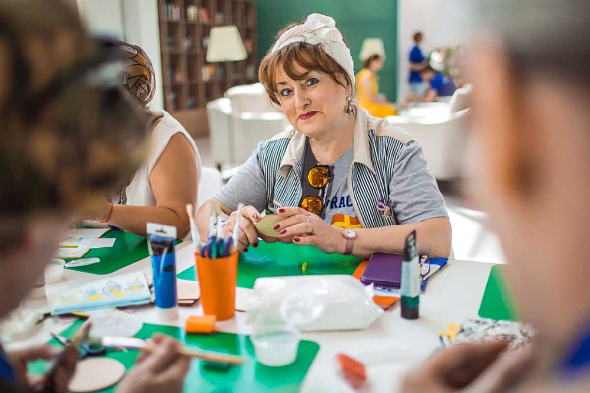 Около миллиона москвичей посетили центры московского долголетия в 2022 году