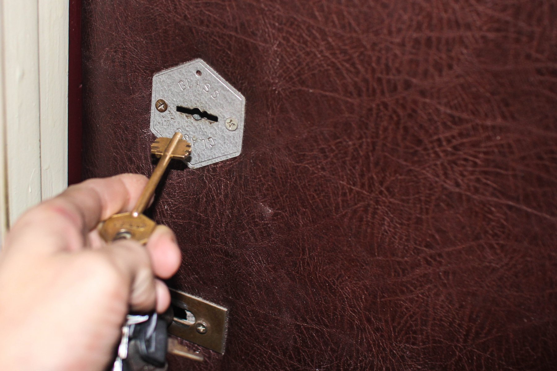 В Подольске 44-летний мужчина вскрыл квартиру с помощью дубликата ключа 