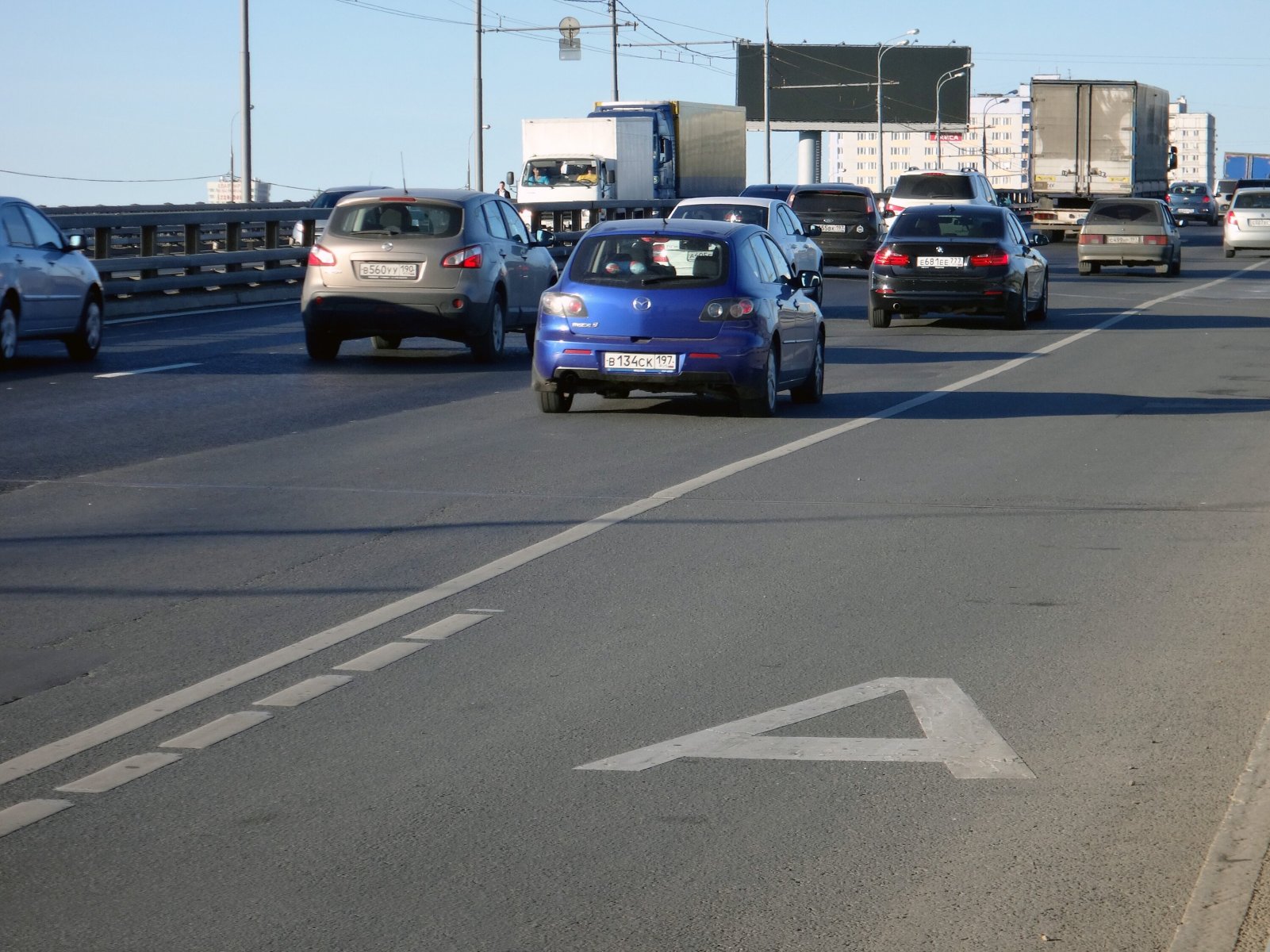 В Подмосковье в 2023 году сделают еще 50 «выделенок» для общественного транспорта