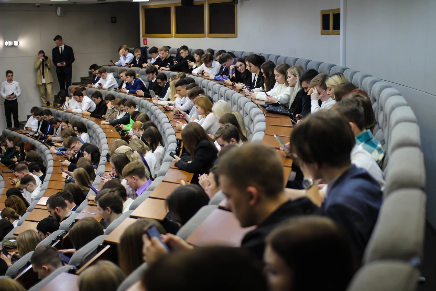В Москве свыше 82 тысяч человек зарегистрировались на участие в ЕГЭ