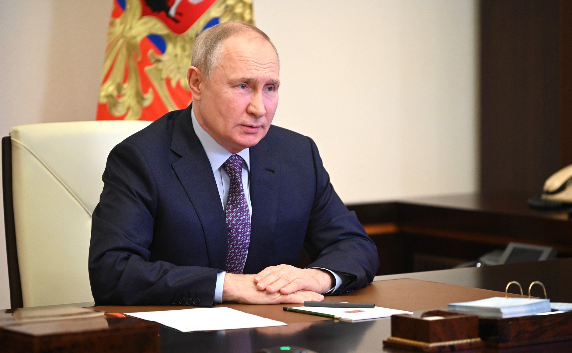 Путин подписал закон о сборе геномной информации у всех подозреваемых в преступлениях