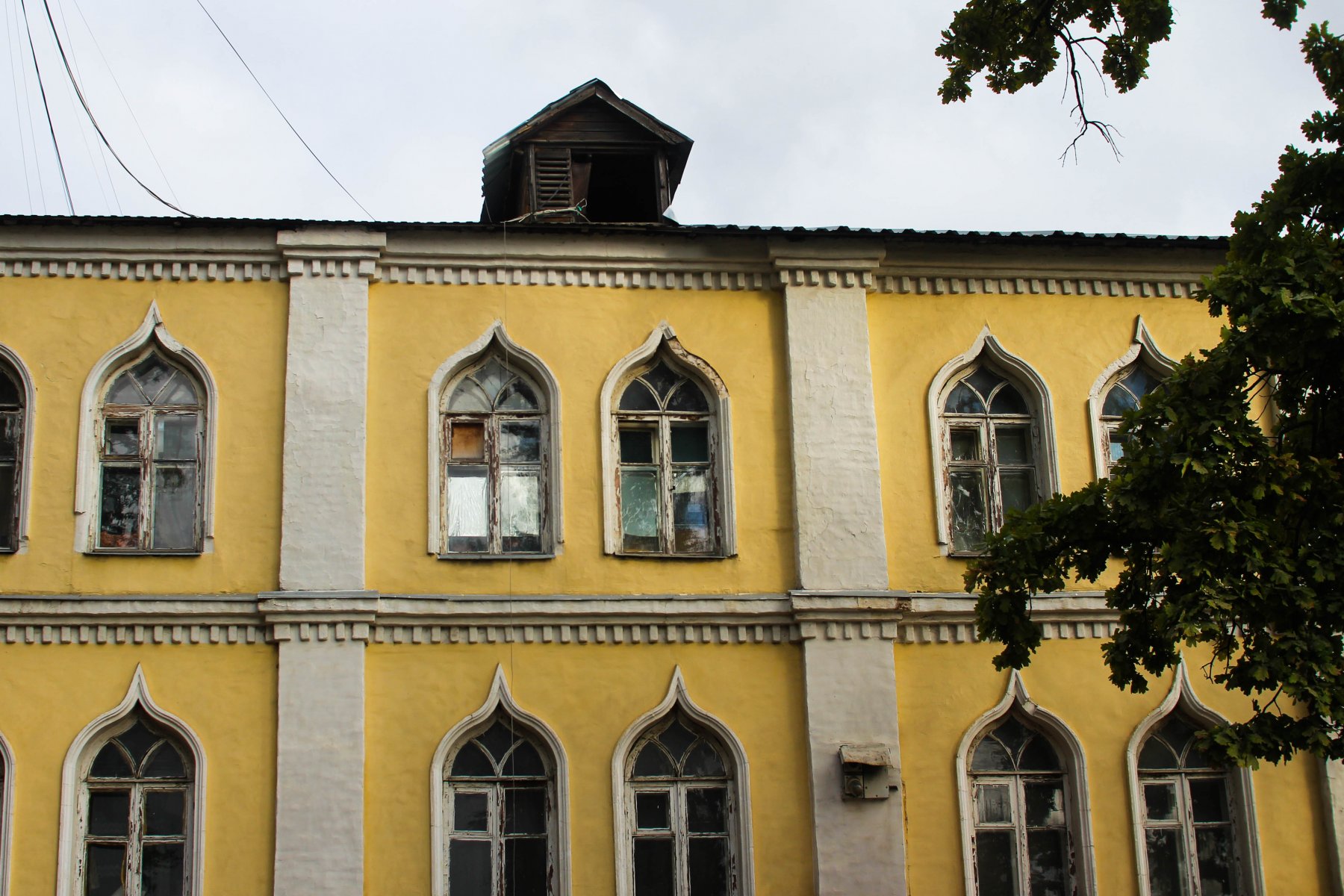 В Чехове ремонтировать крышу пришлось при минусовой температуре