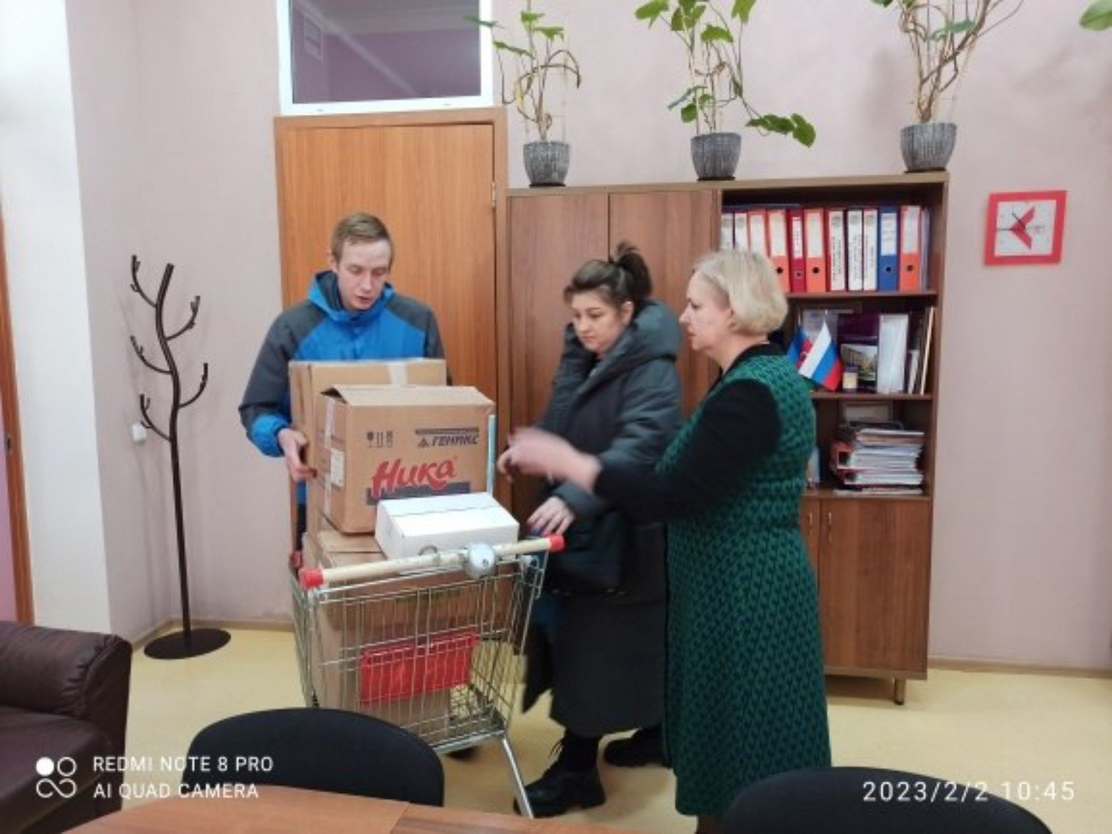 Депутат «Единой России» и директор подольской школы помогла родственникам мобилизованных