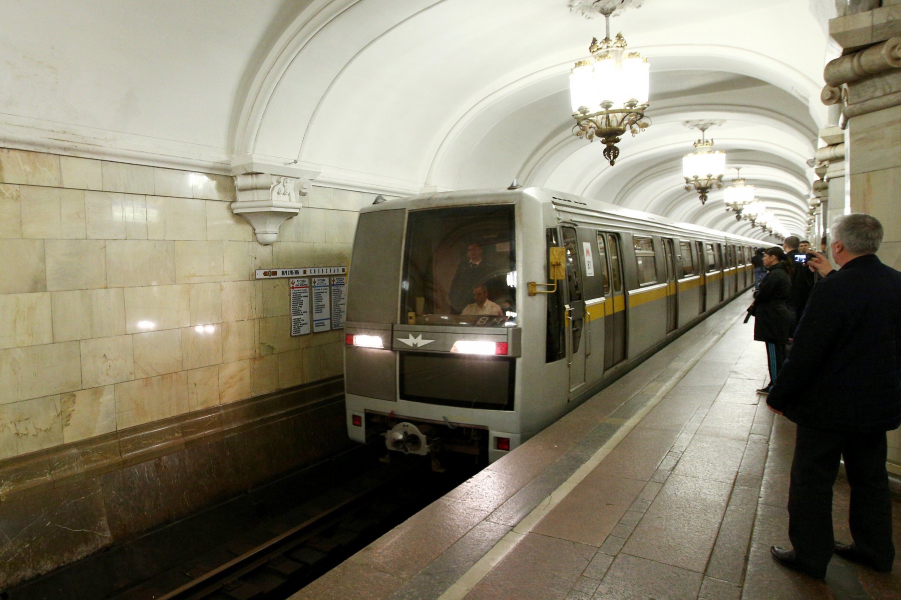 В Москве открылся вход № 1 на станцию метро «Комсомольская» со стороны пригородных электричек
