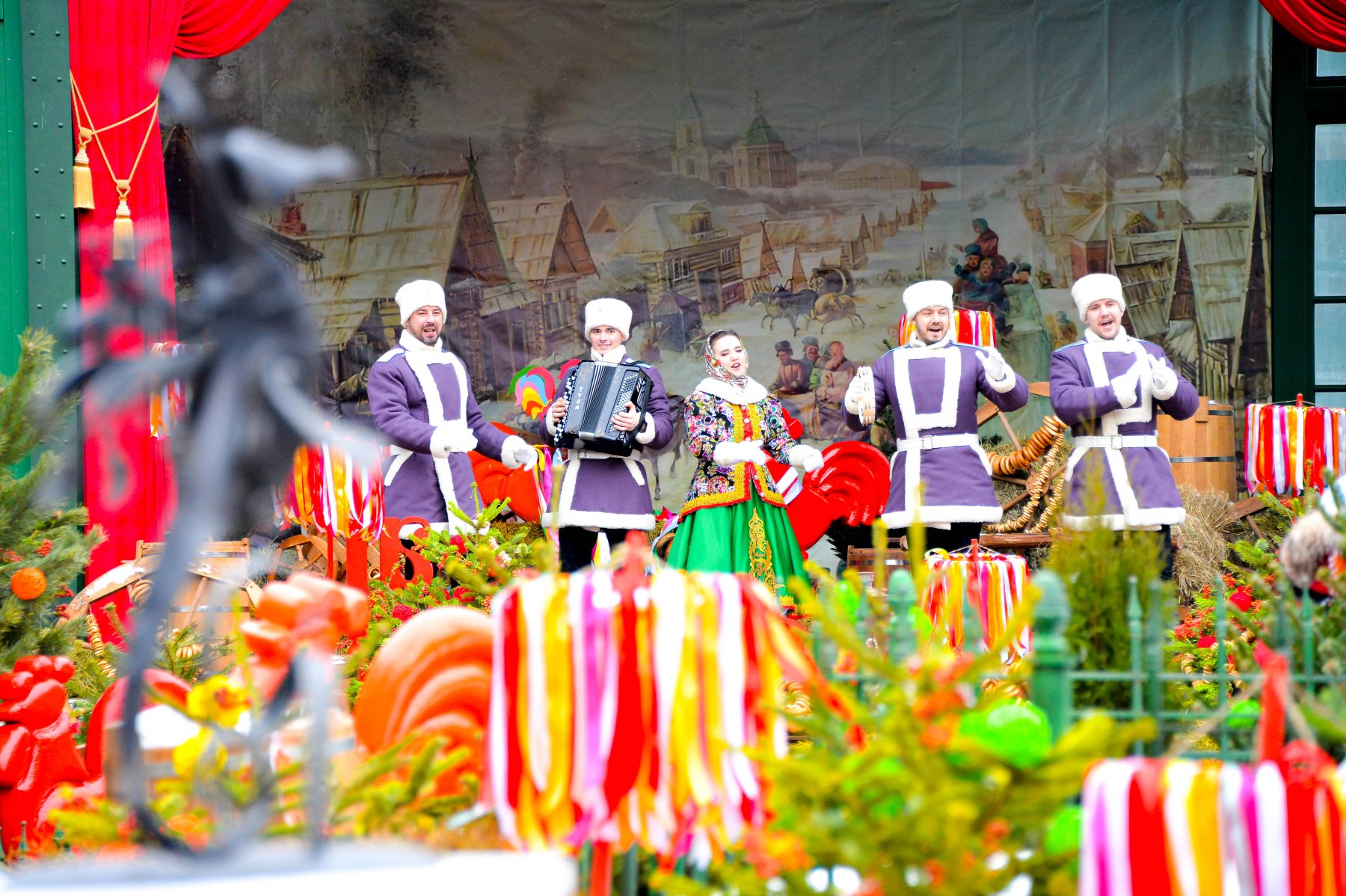 Гости фестиваля «Московская Масленица» могут послушать фольклорную музыку