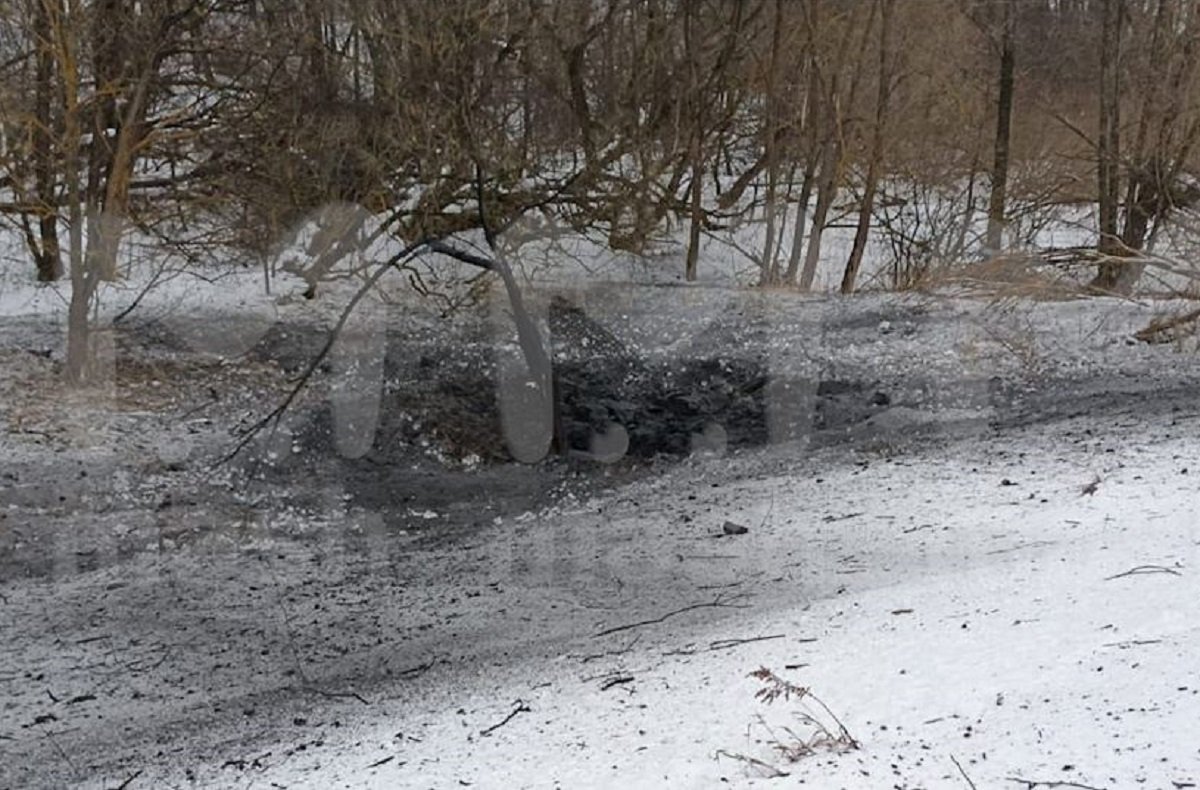 В Тульской области произошел взрыв - на месте инцидента образовалась черная воронка