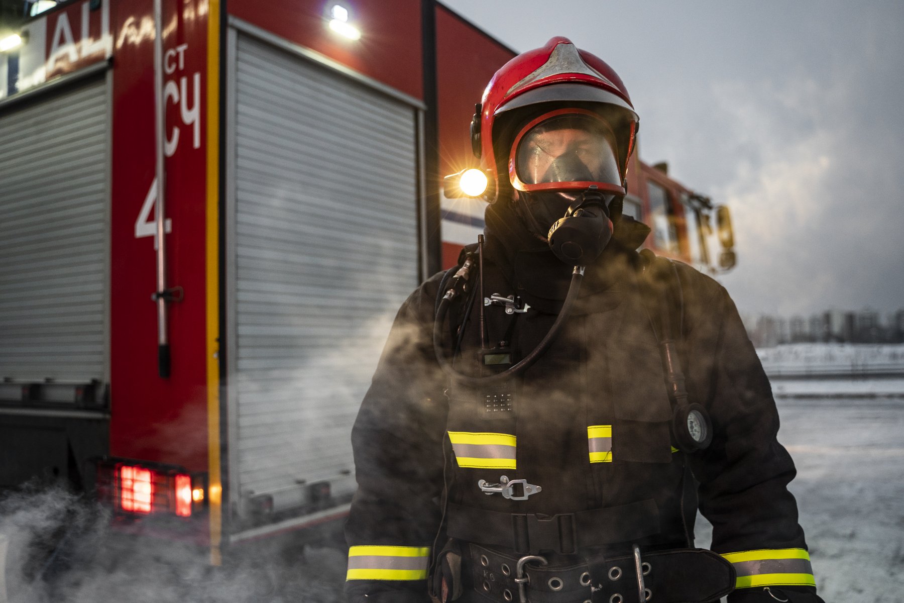 СК начал проверку после смерти человека при пожаре на юго-востоке Москвы