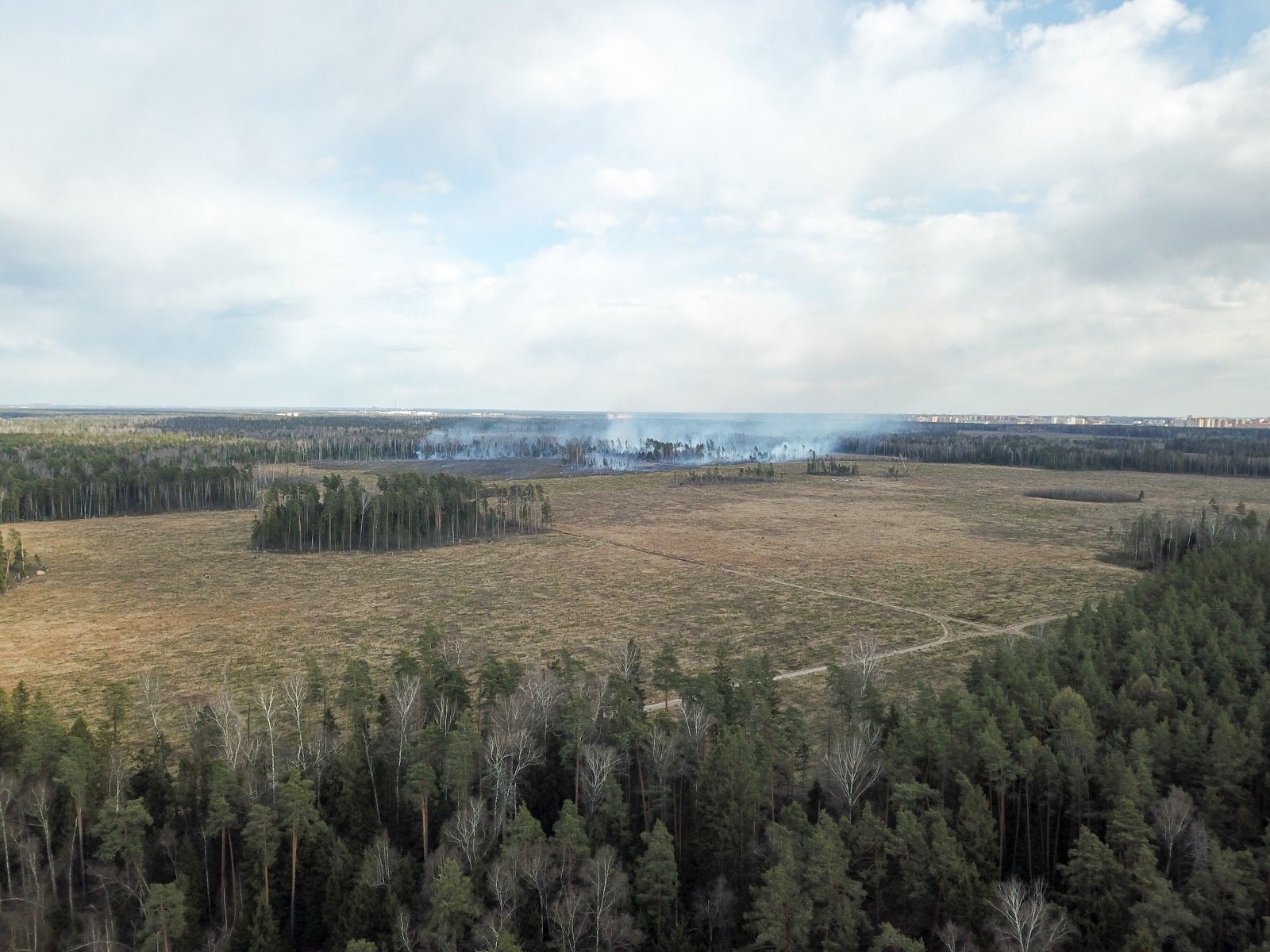 Подмосковная авиация готовится к сезону лесных пожаров 