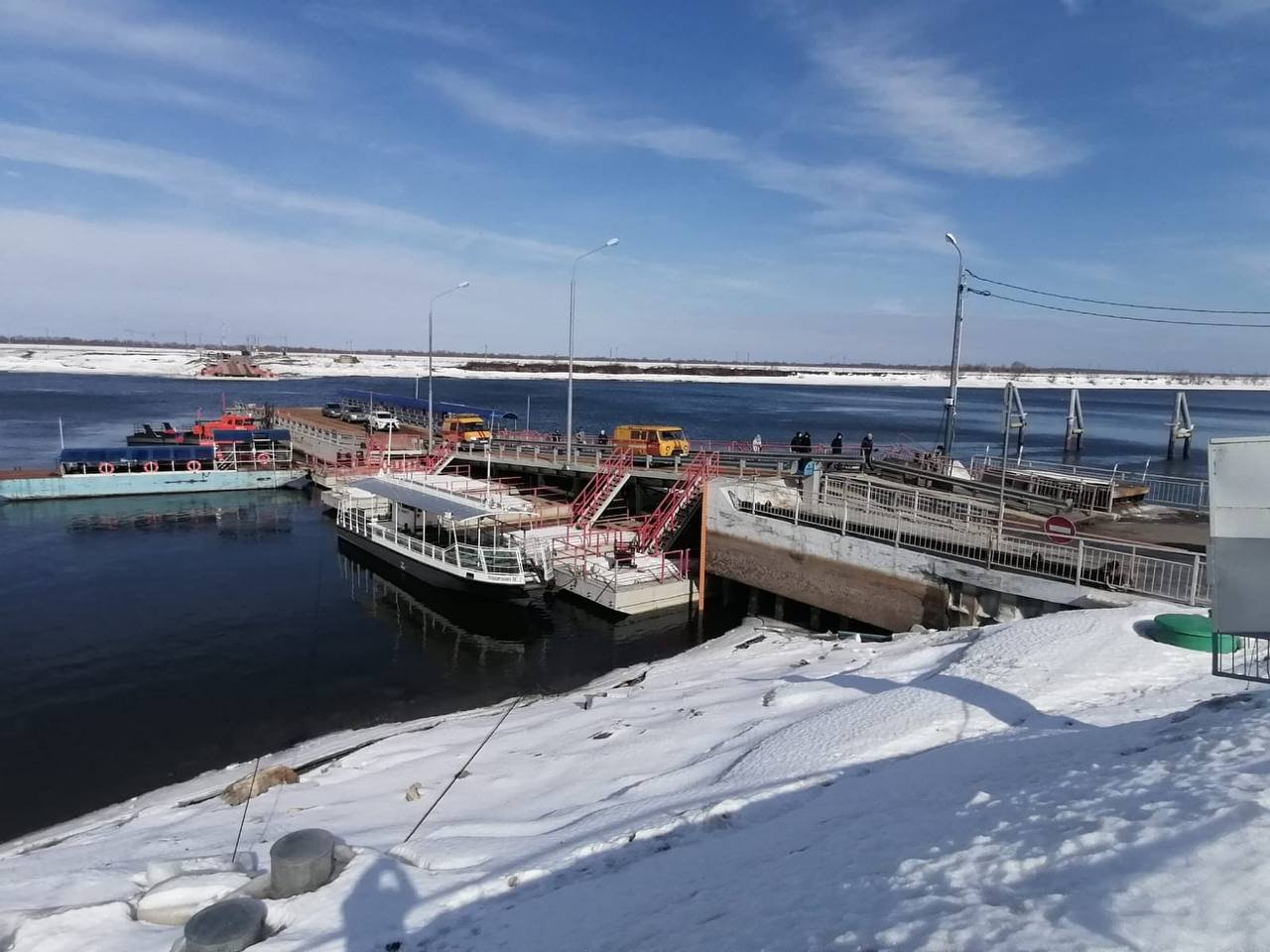 На реках Московской области ограничивают движение по наплавным мостам и переправам  