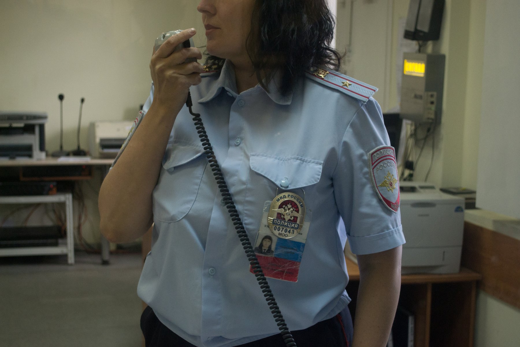 Столичные полицейские задержали администратора хостела, которая фиктивно поставила на учет более 200 иностранцев