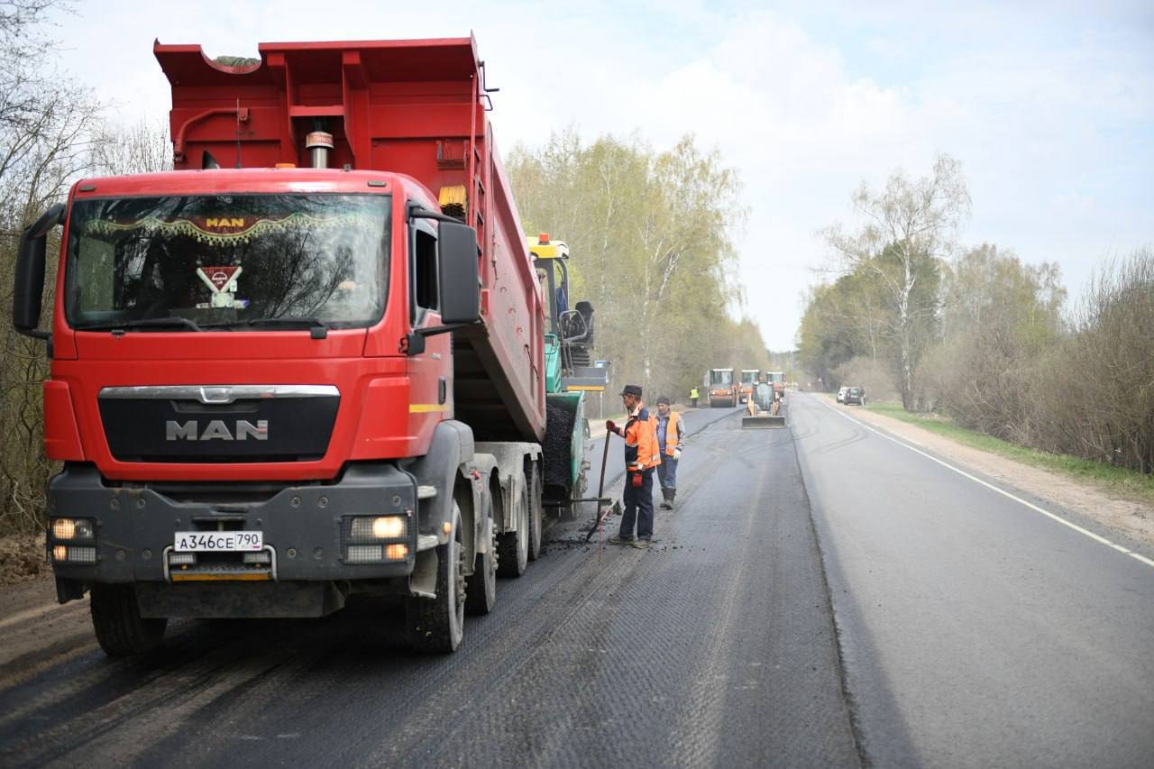 60 сельских и подъездных дорог отремонтируют в Подмосковье