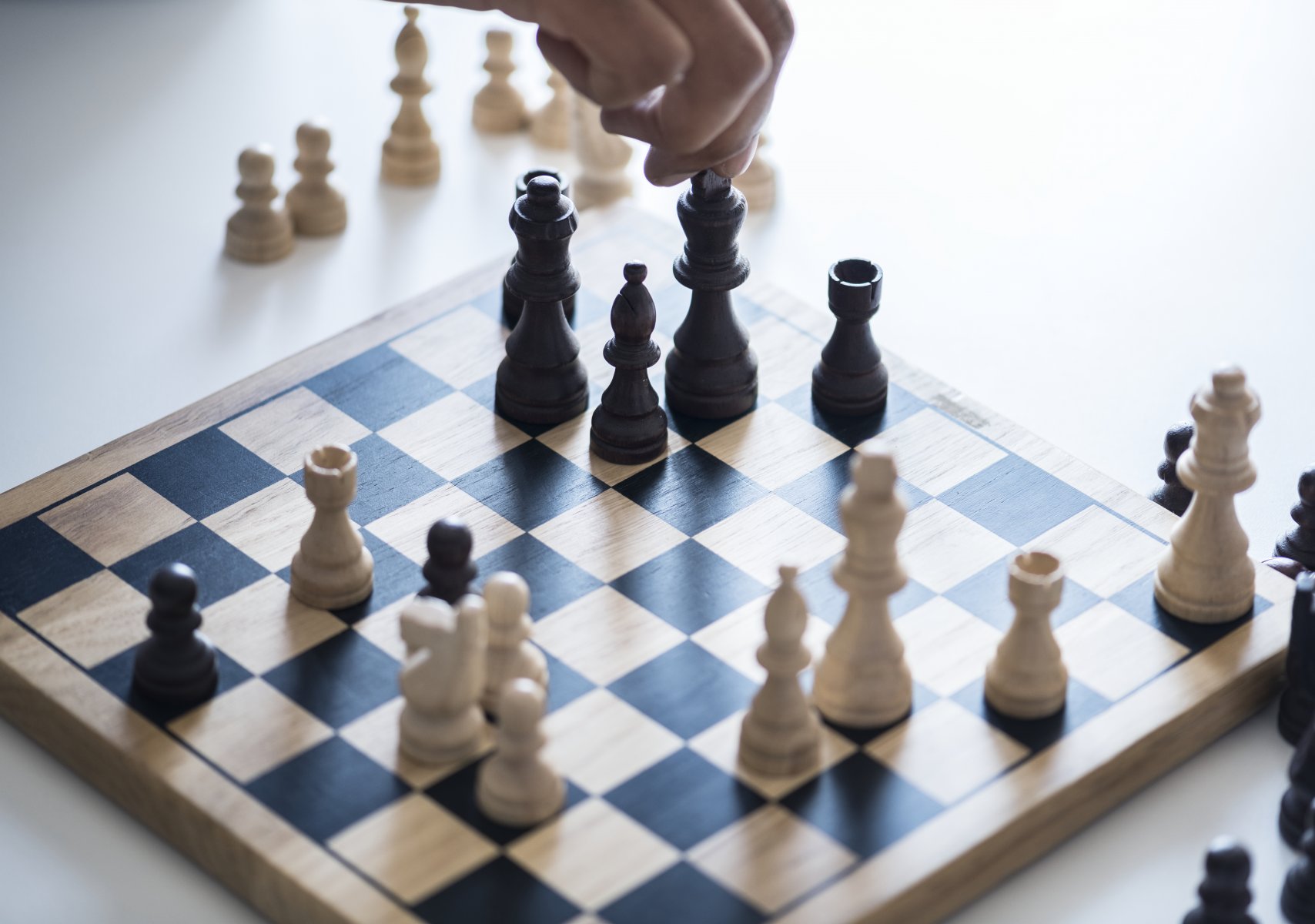 Подмосковные шахматисты победили в финале турнира среди школьных команд «Белая ладья»