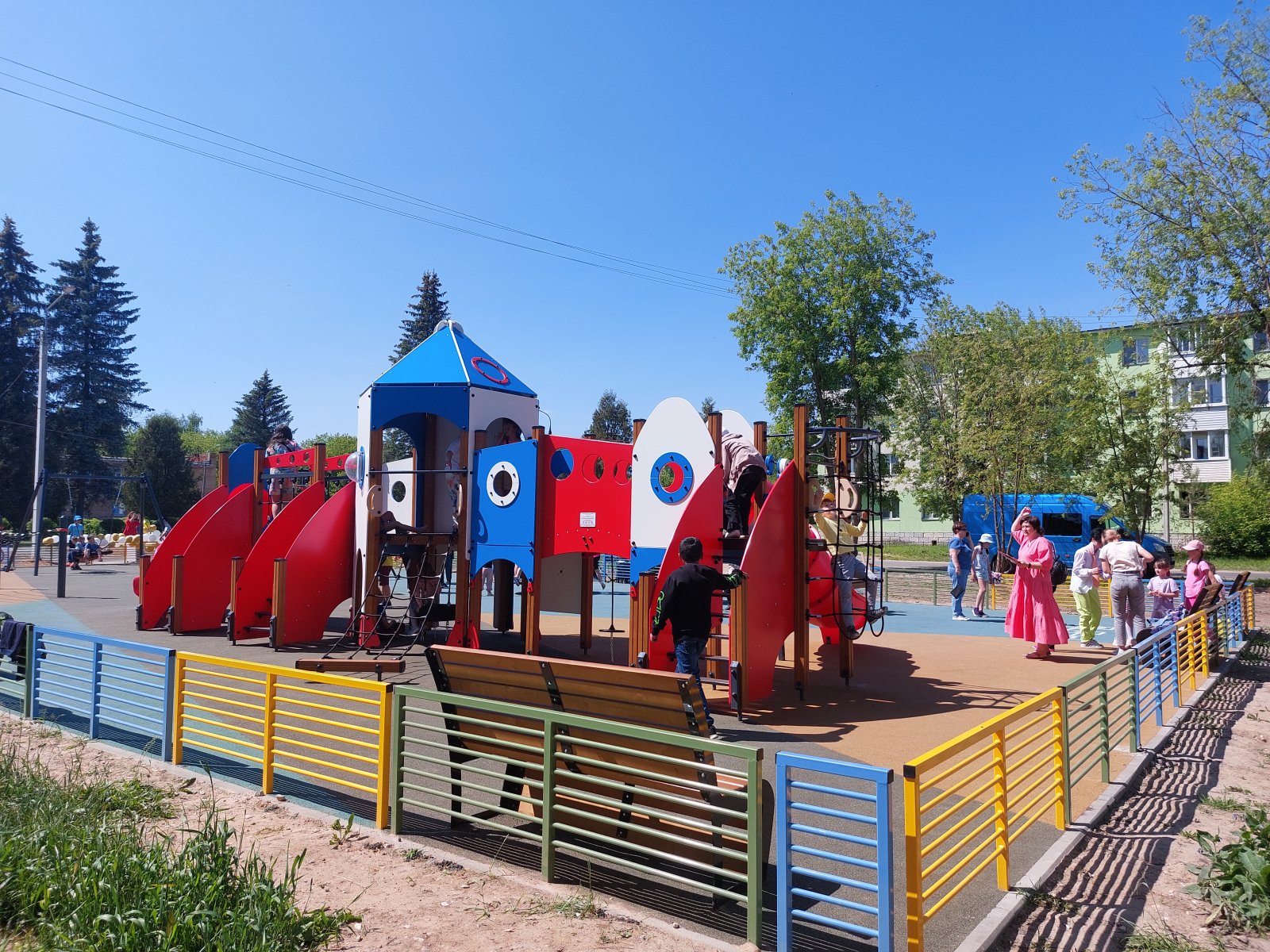 В Клину открыли детский игровой комплекс размером 450 квадратных метров