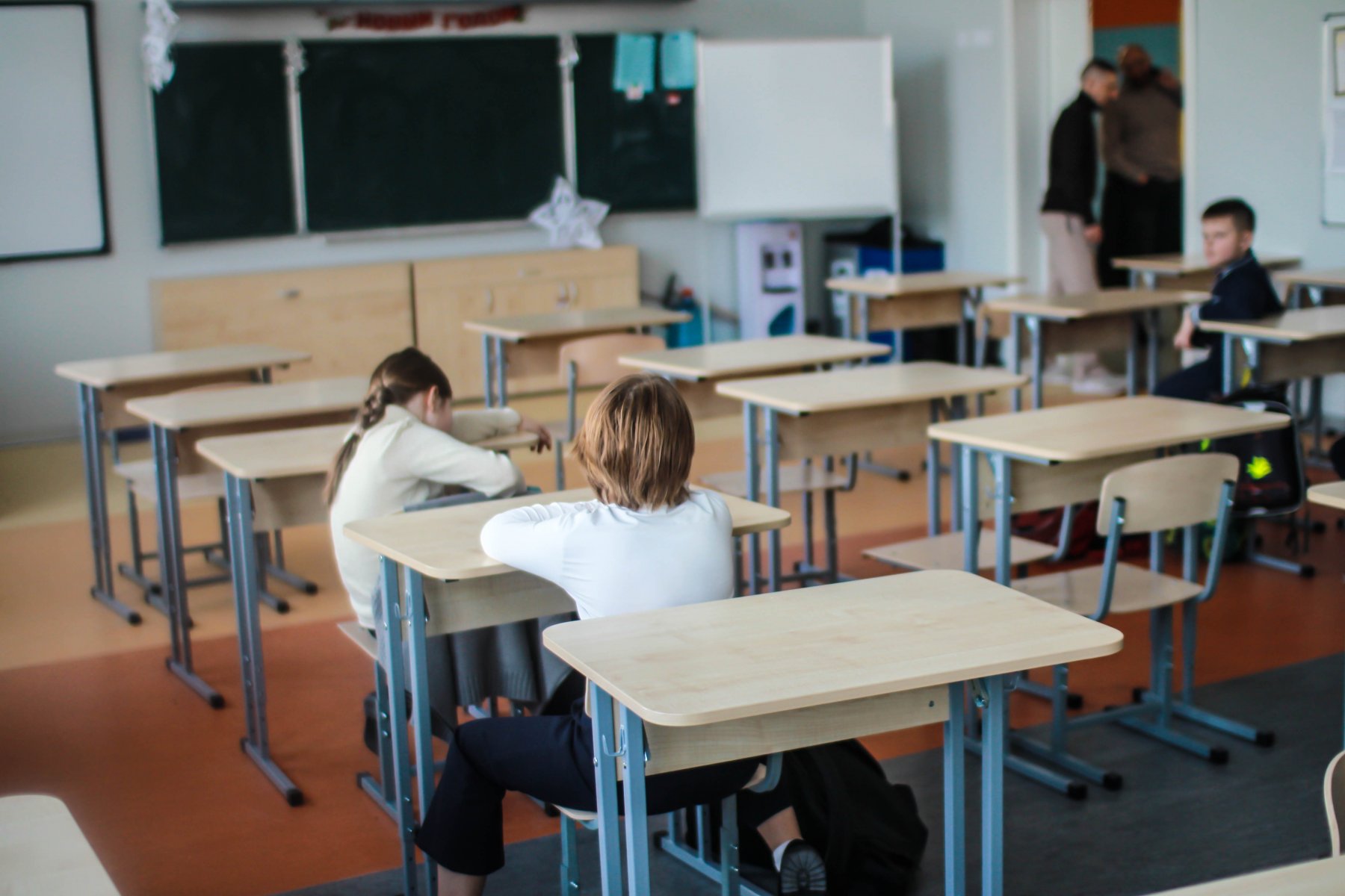 Учителям России могут повысить зарплату