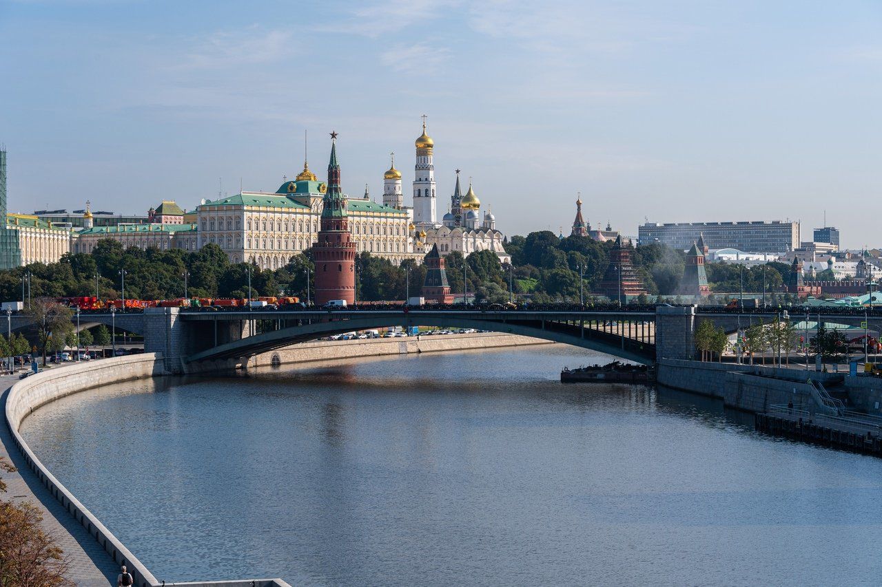 Фото каменный мост в москве фото